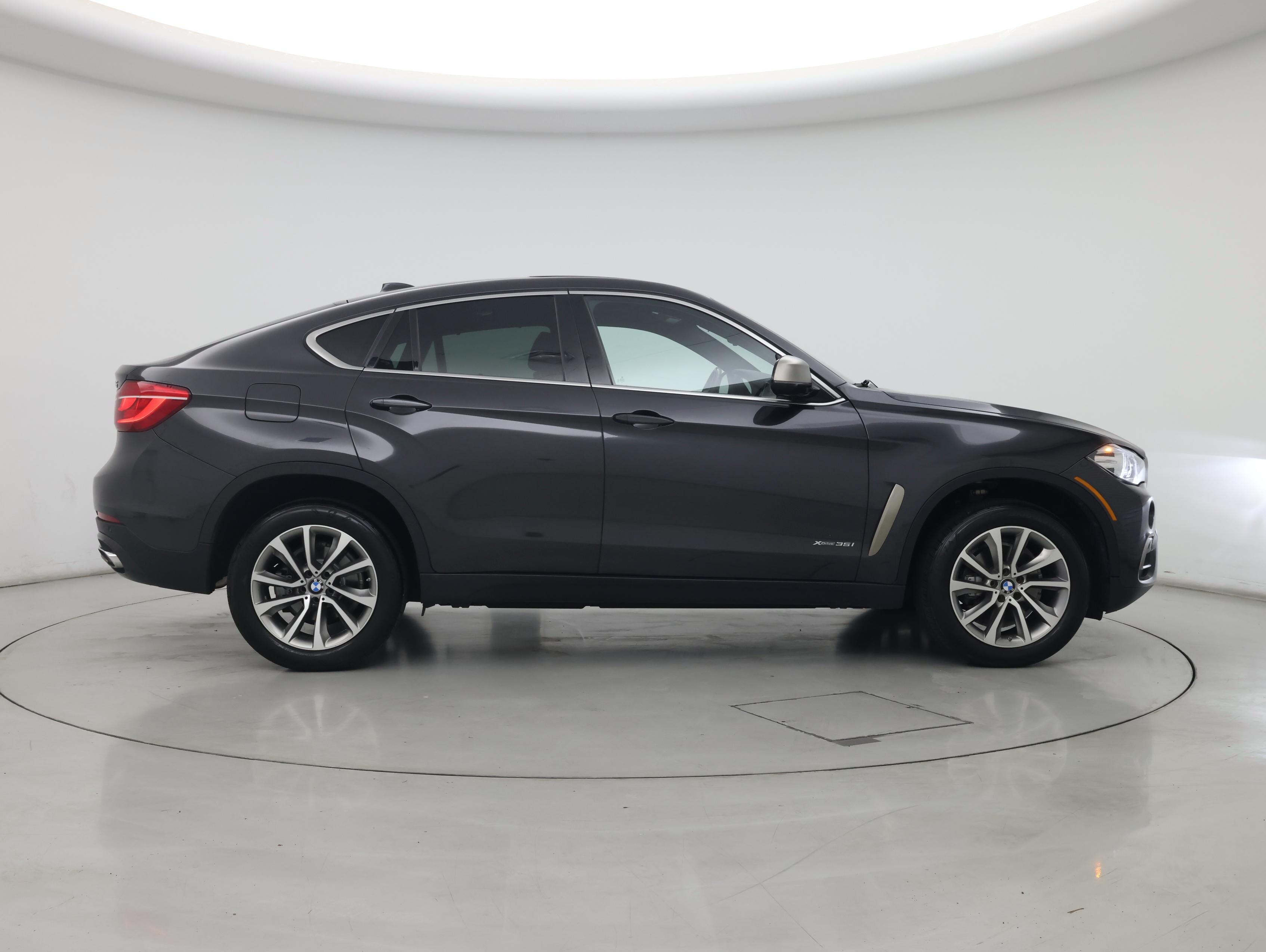 Thumbnail: 2018 BMW X6 - 7