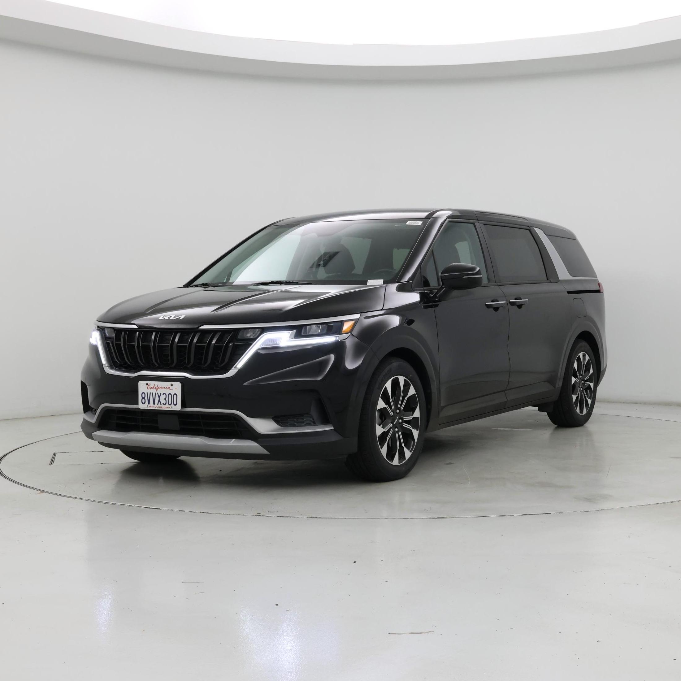 Thumbnail: 2022 Kia Carnival - 4