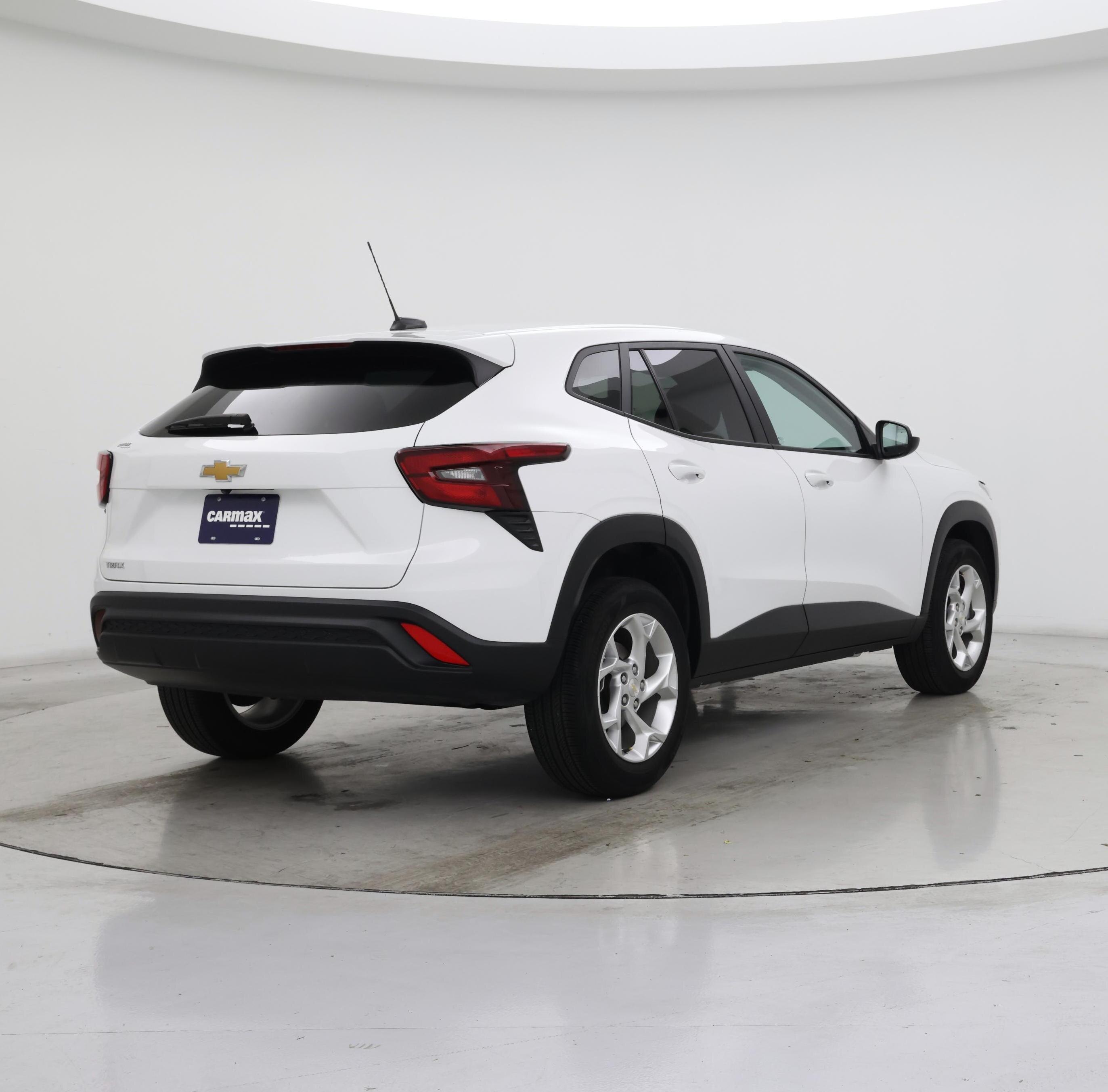 Thumbnail: 2024 Chevrolet Trax - 8