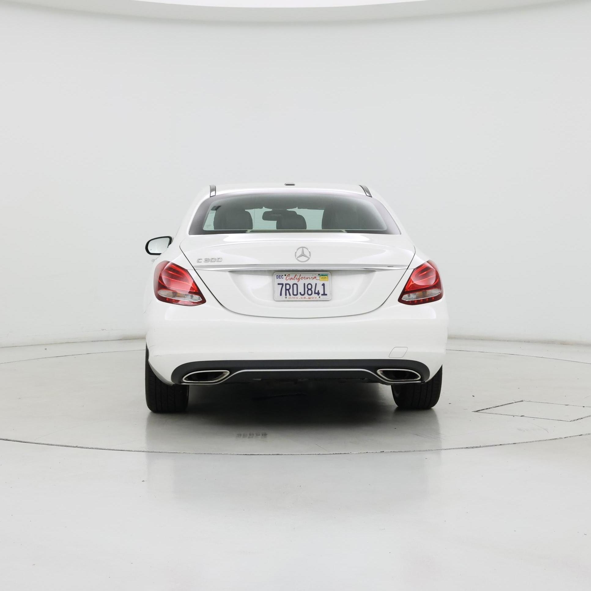 Thumbnail: 2017 Mercedes-Benz C-Class - 6