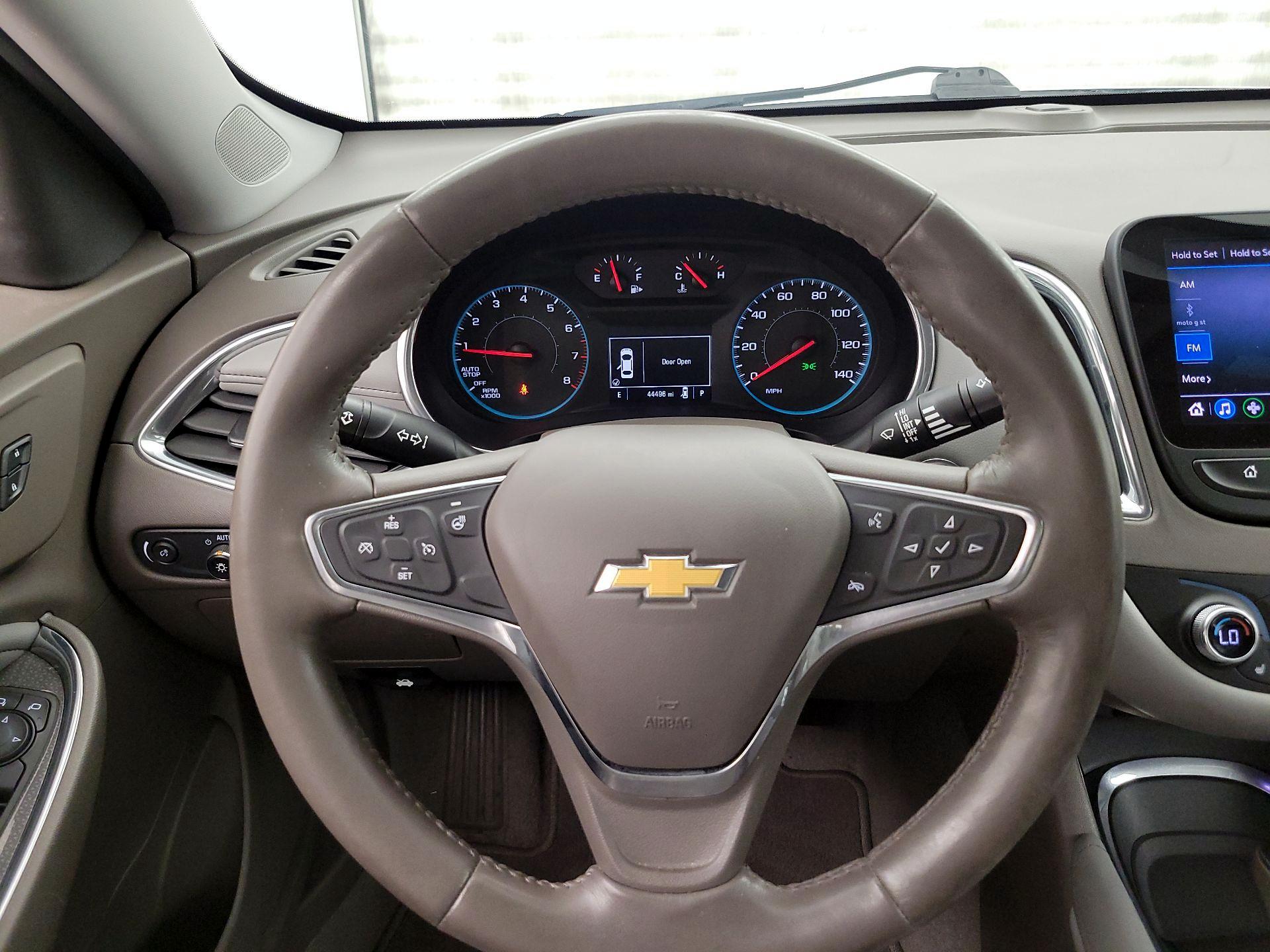 Thumbnail: 2019 Chevrolet Malibu - 10