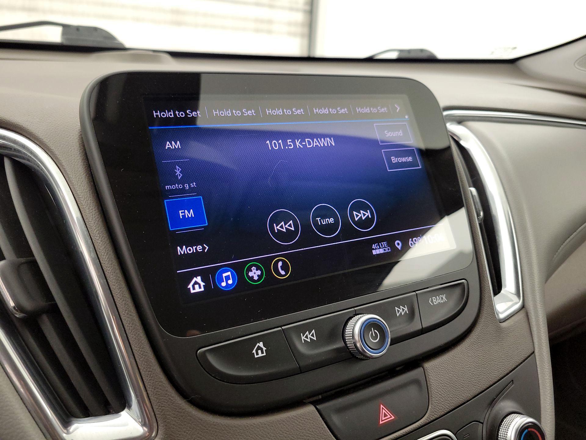 Thumbnail: 2019 Chevrolet Malibu - 15