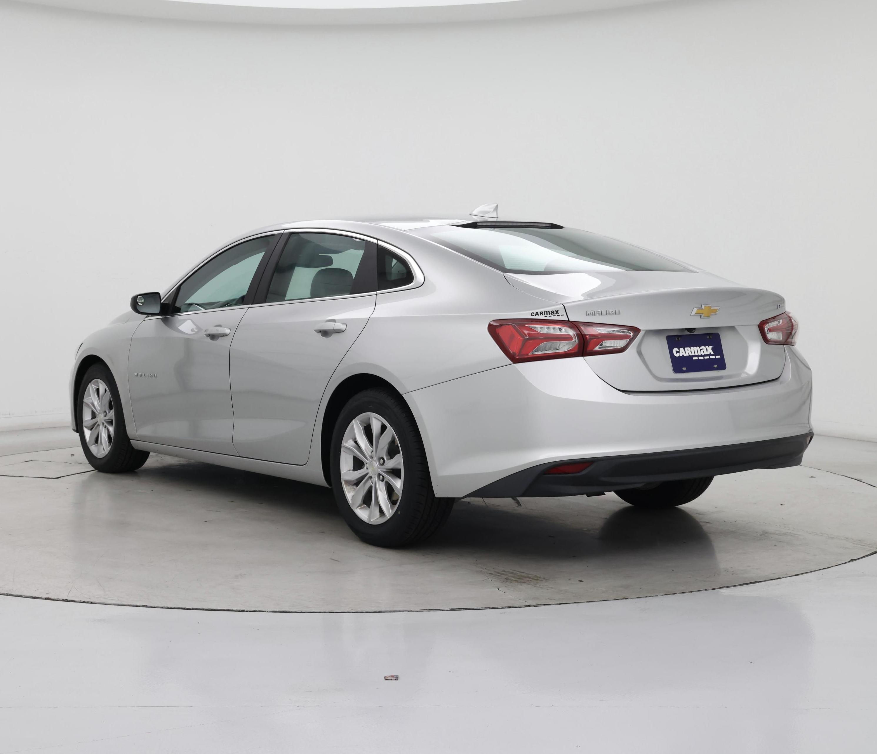 Thumbnail: 2019 Chevrolet Malibu - 2