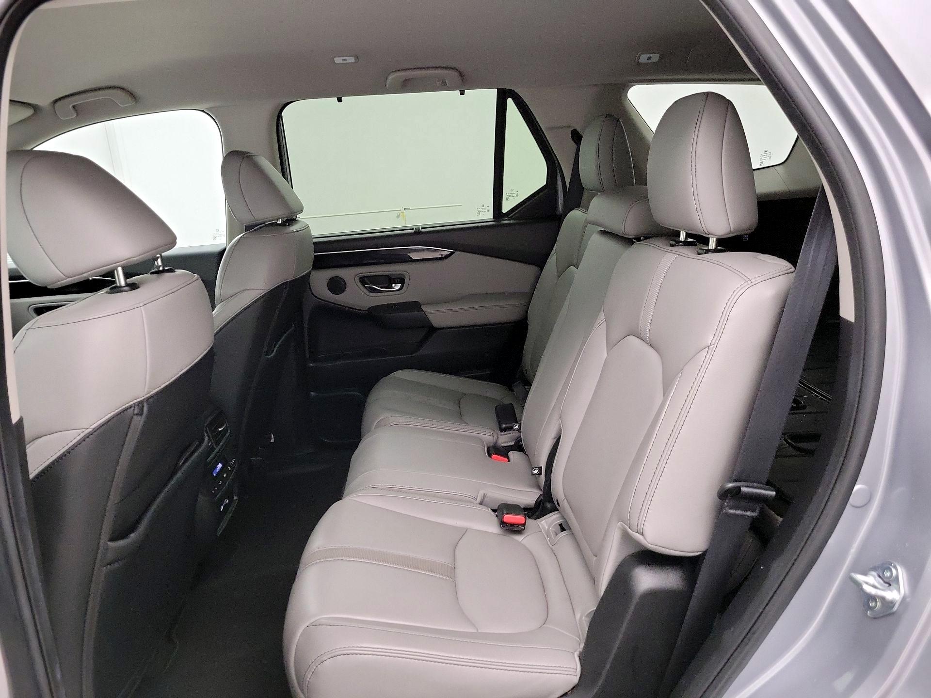 Thumbnail: 2023 Honda Pilot - 19