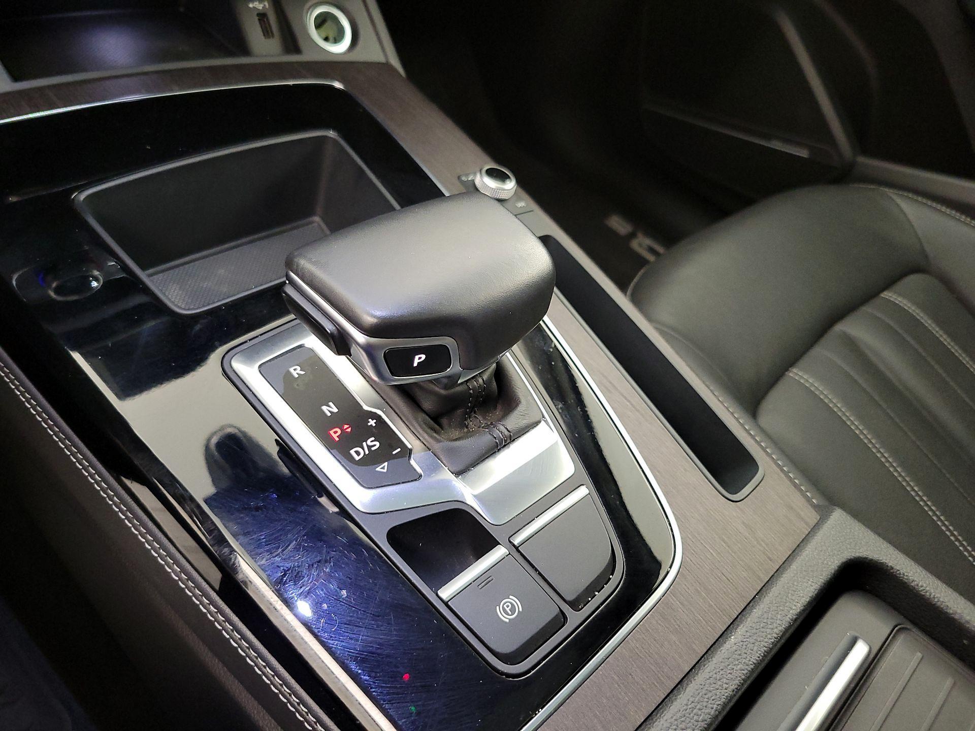 Thumbnail: 2021 Audi Q5 - 17