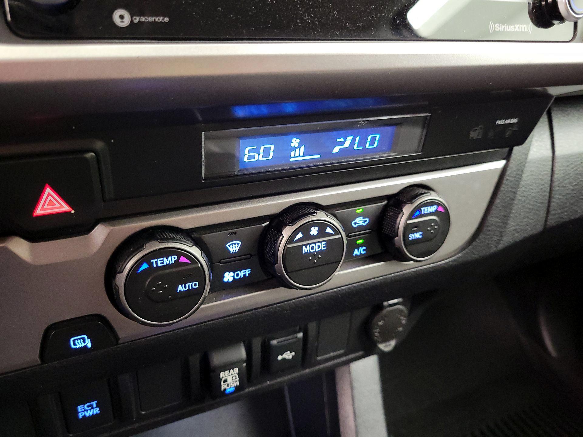 Thumbnail: 2021 Toyota Tacoma - 16