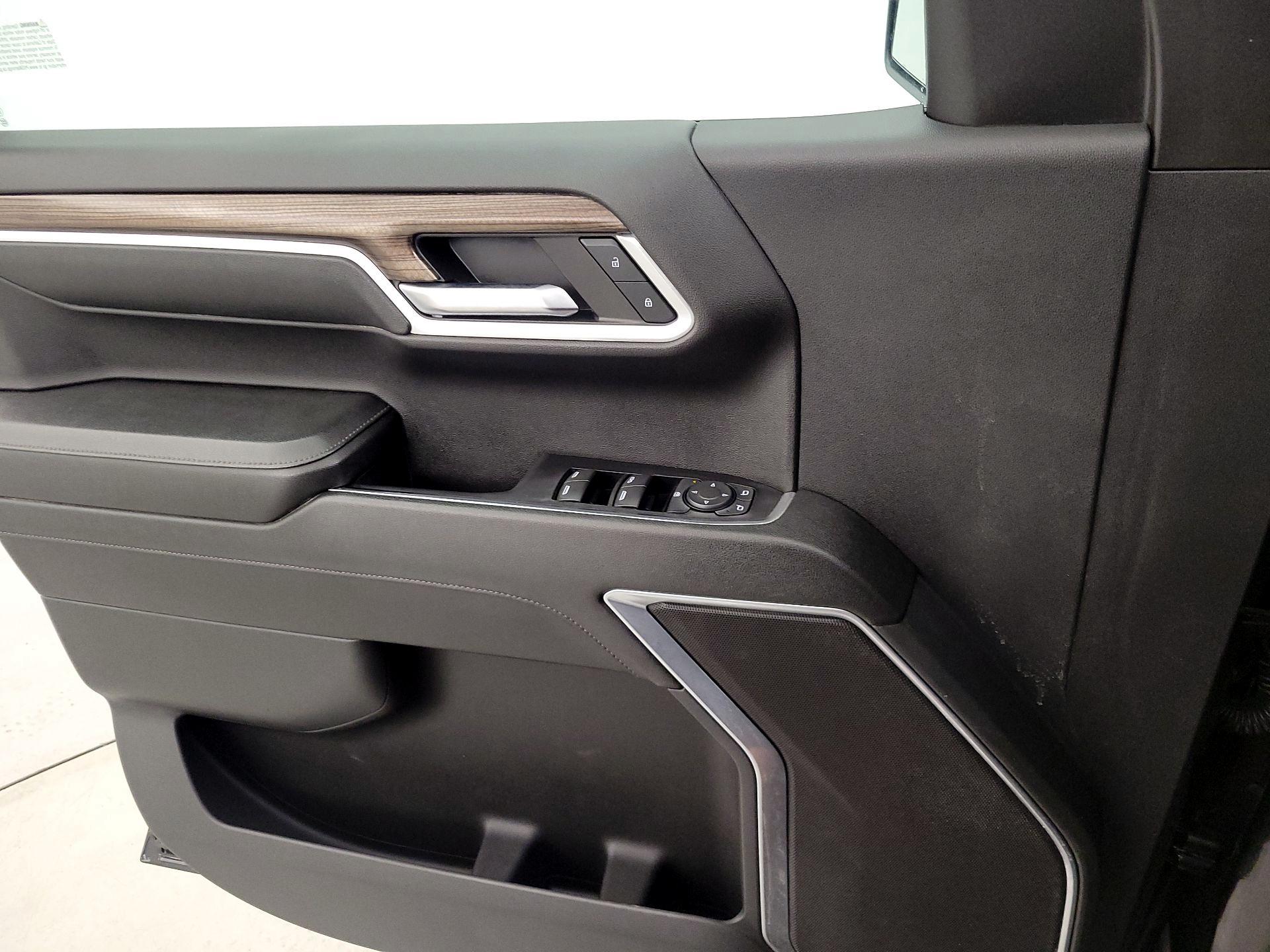 Thumbnail: 2024 Chevrolet Silverado 1500 - 12