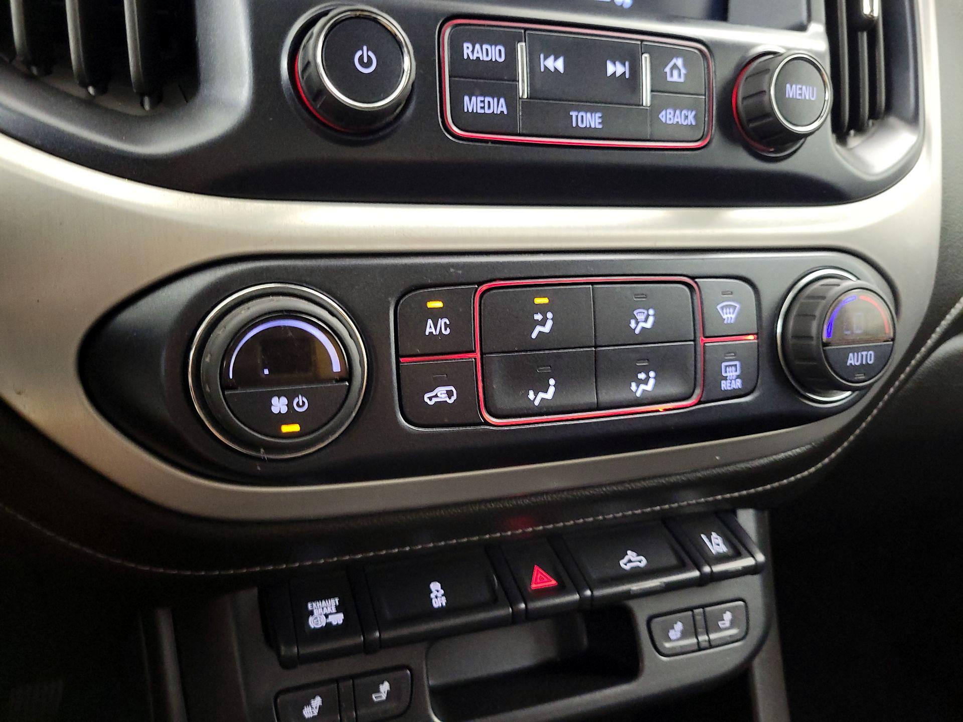 Thumbnail: 2016 GMC Canyon - 16