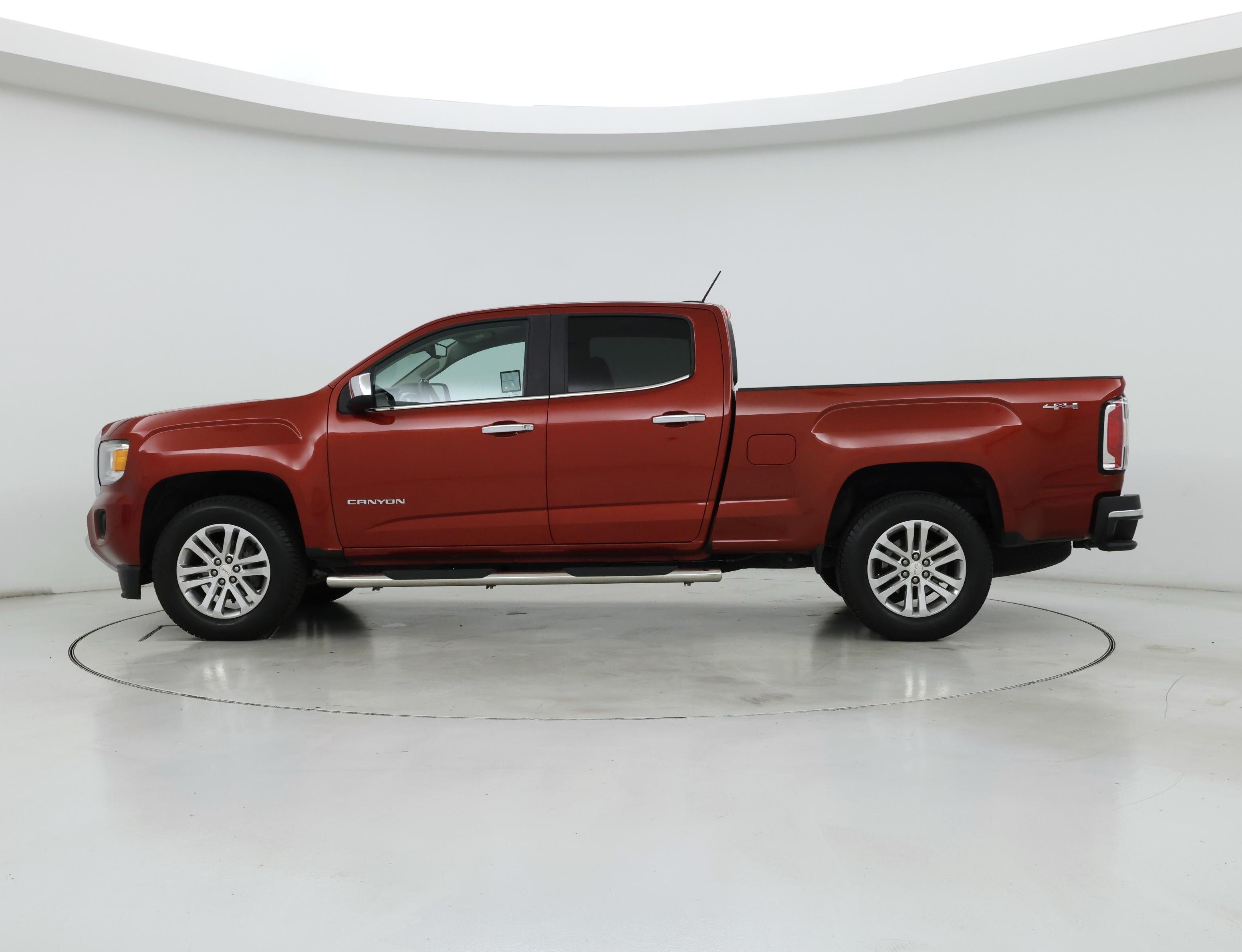 Thumbnail: 2016 GMC Canyon - 3
