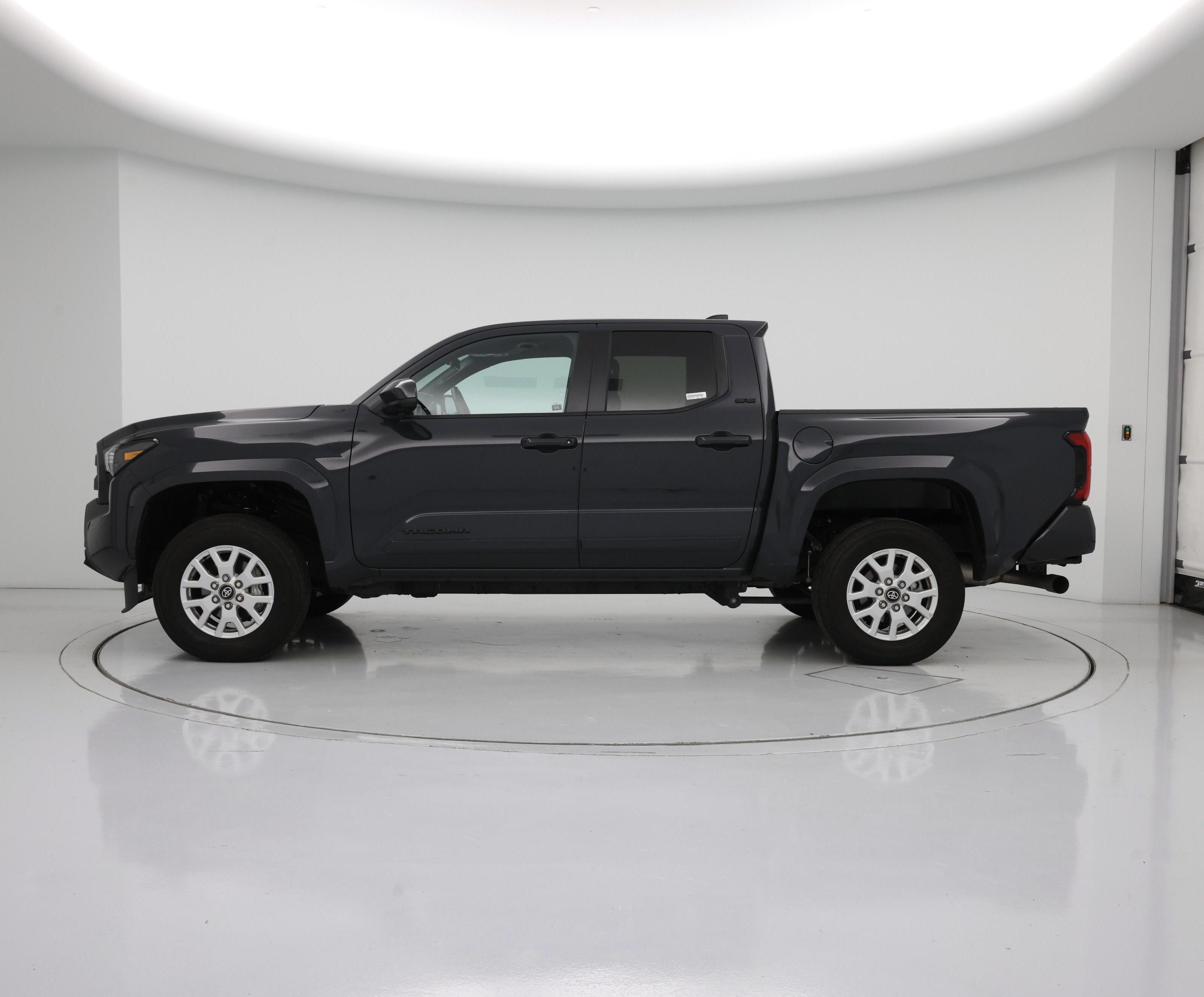 Thumbnail: 2024 Toyota Tacoma - 3