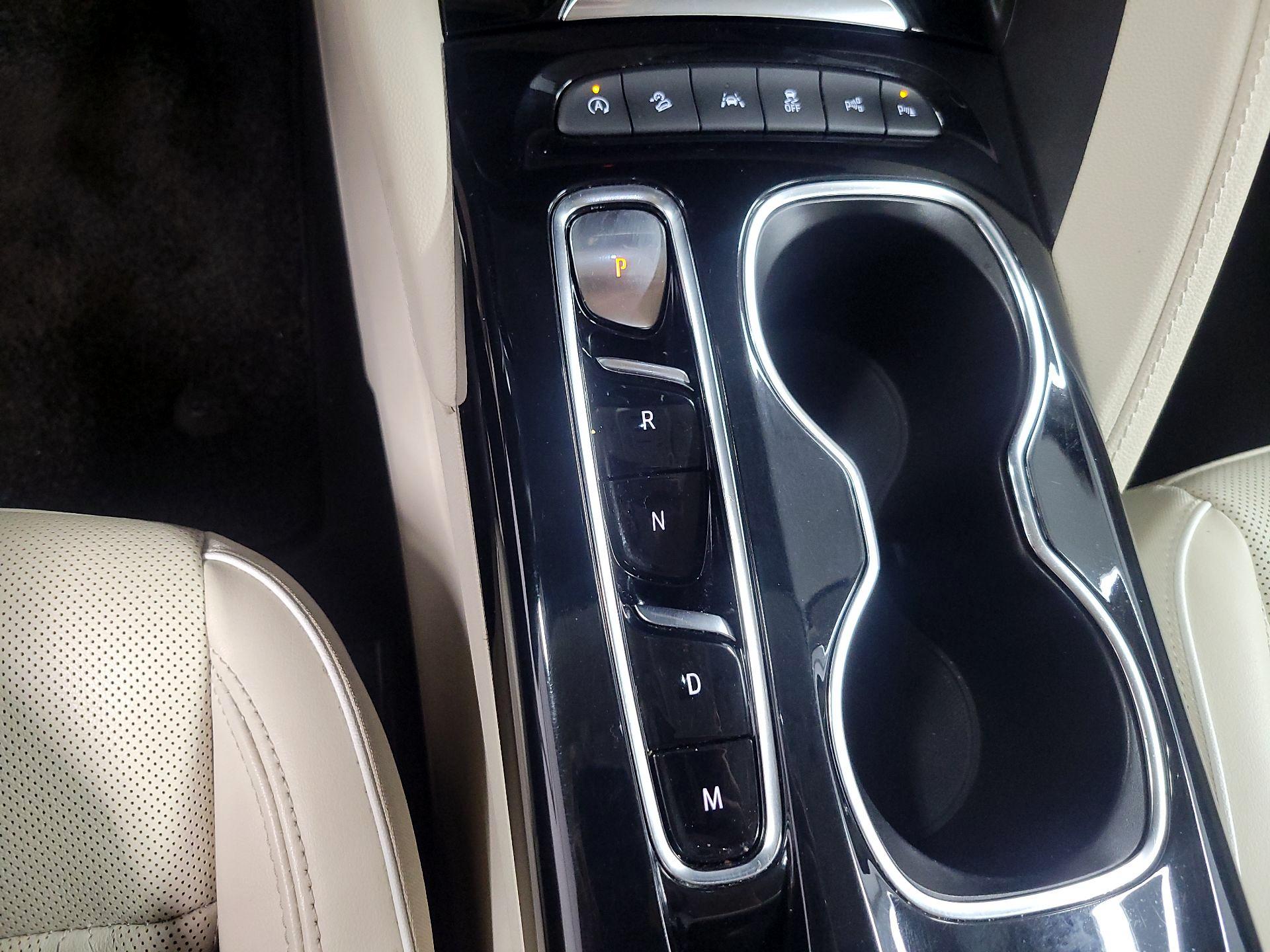 Thumbnail: 2021 Buick Envision - 16