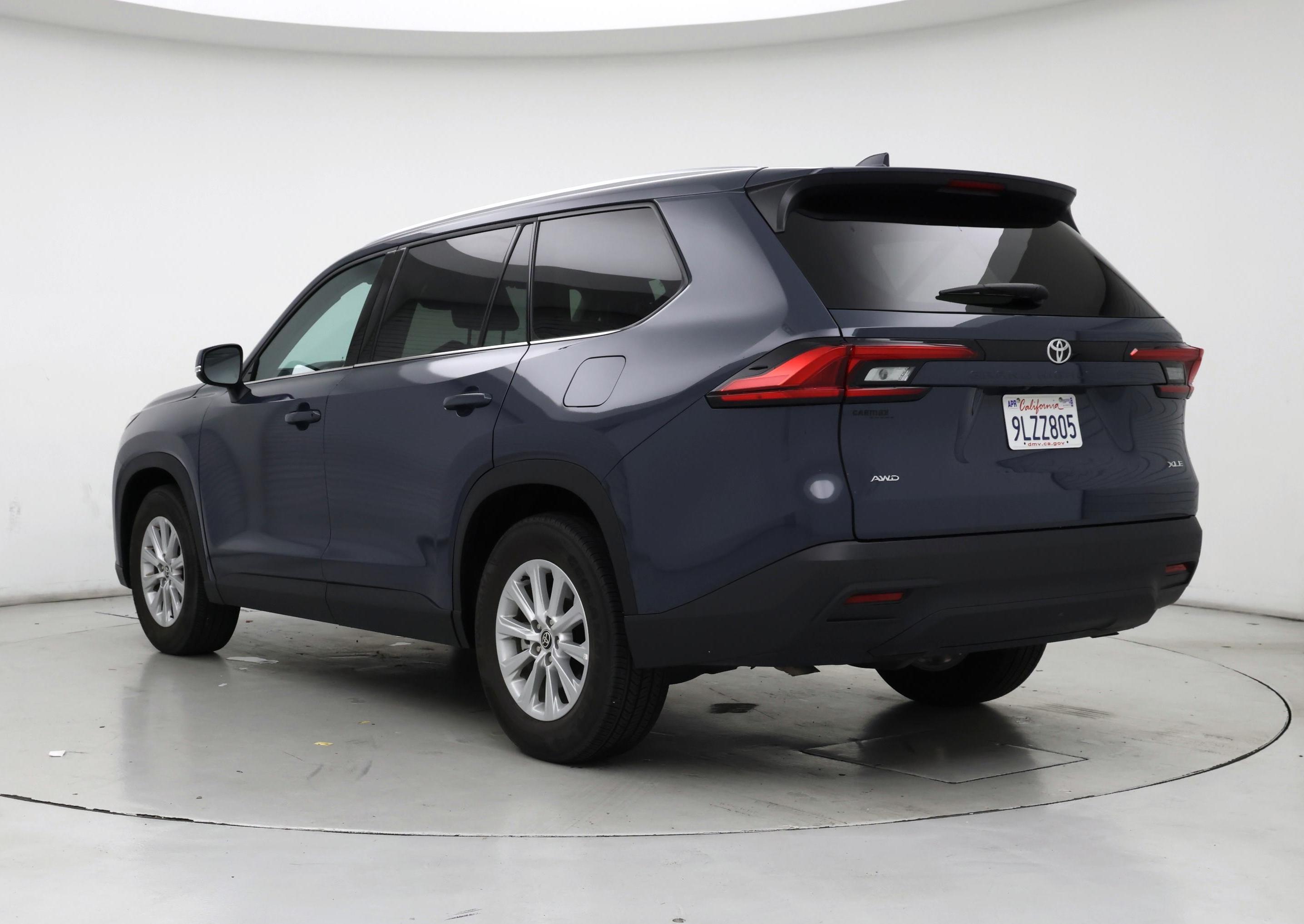 Thumbnail: 2024 Toyota Grand Highlander - 2