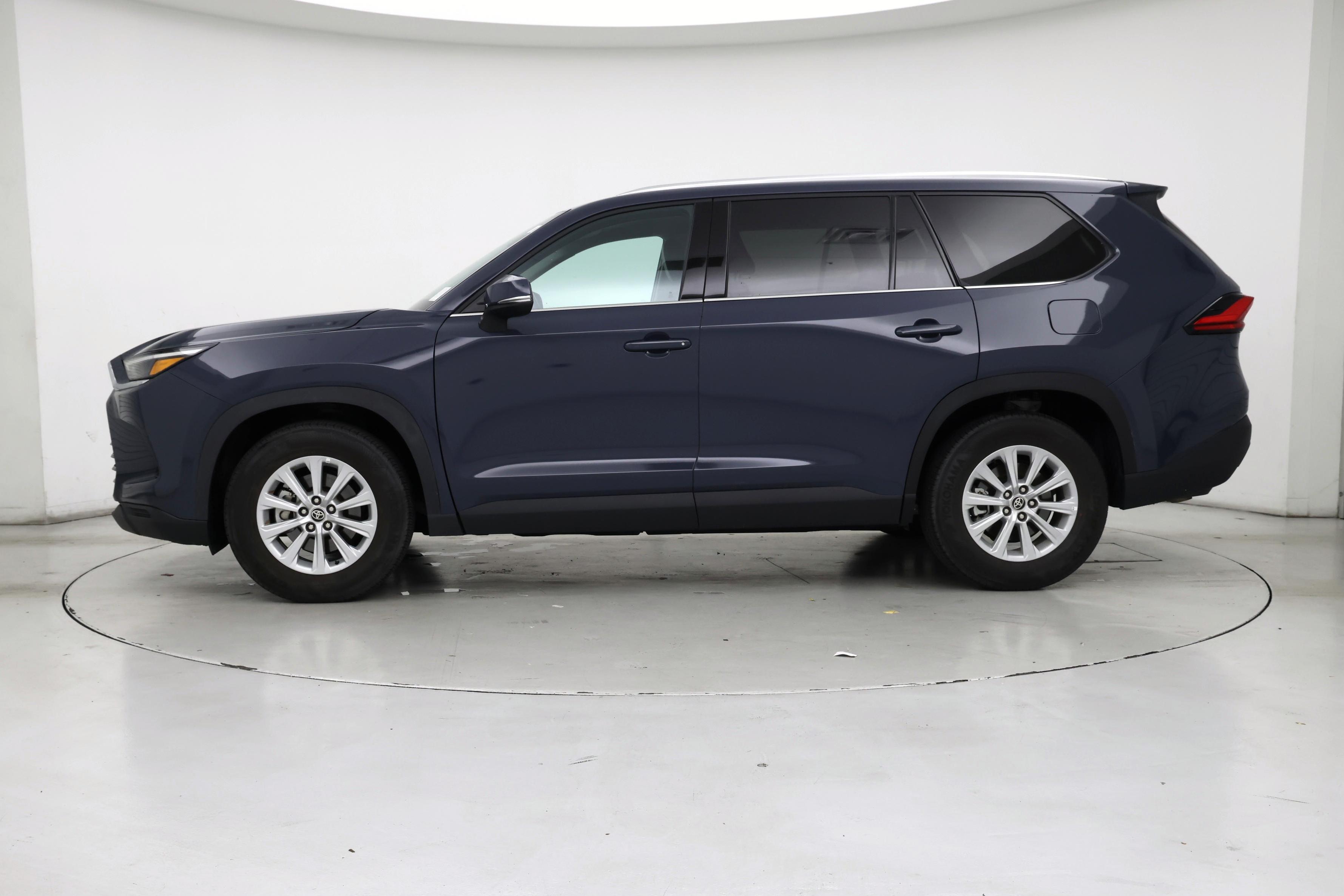 Thumbnail: 2024 Toyota Grand Highlander - 3