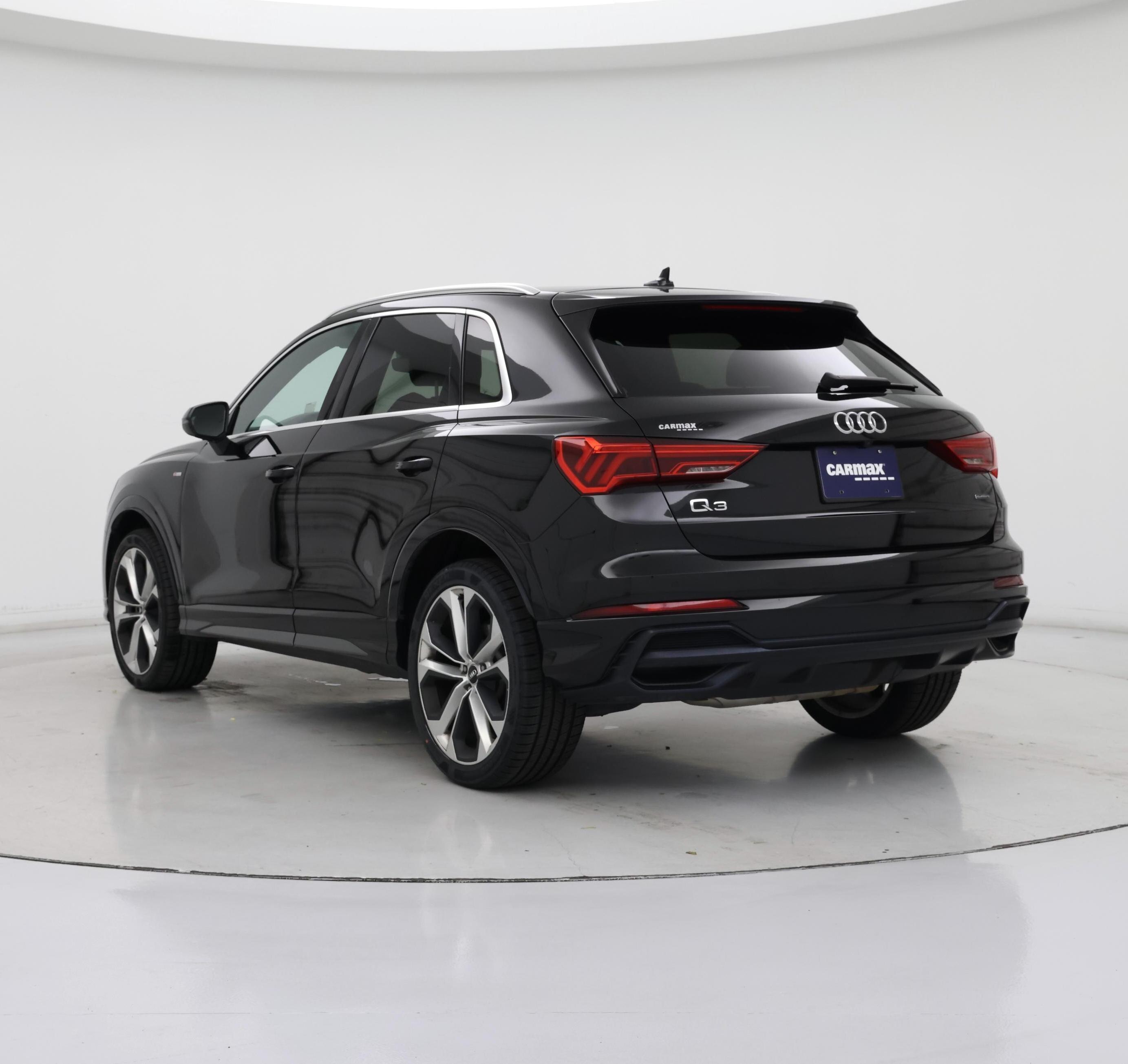 Thumbnail: 2020 Audi Q3 - 2