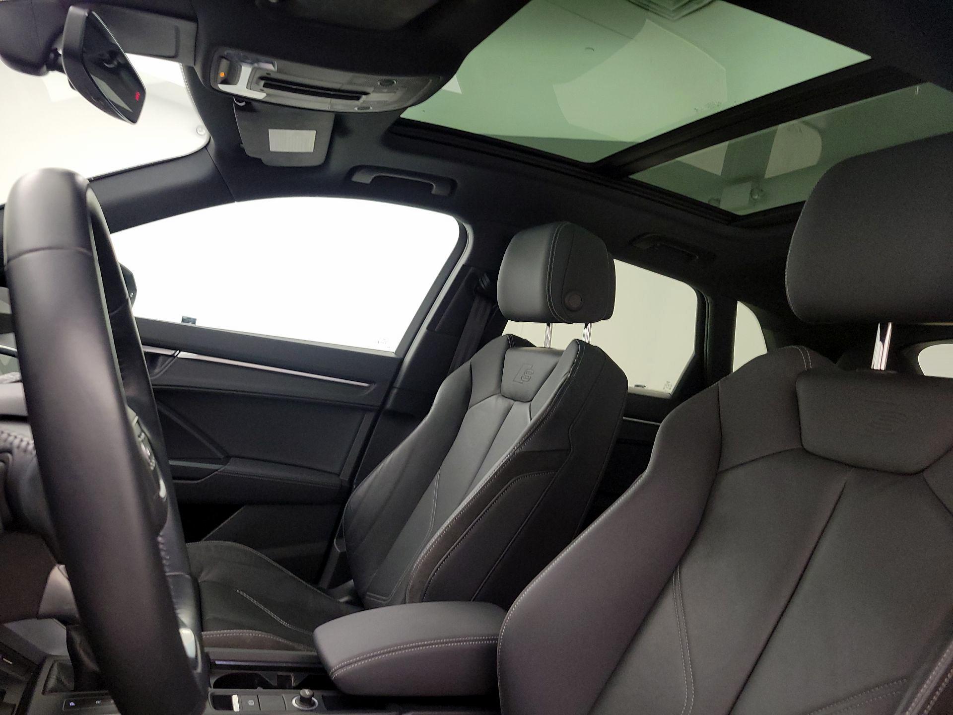 Thumbnail: 2020 Audi Q3 - 20