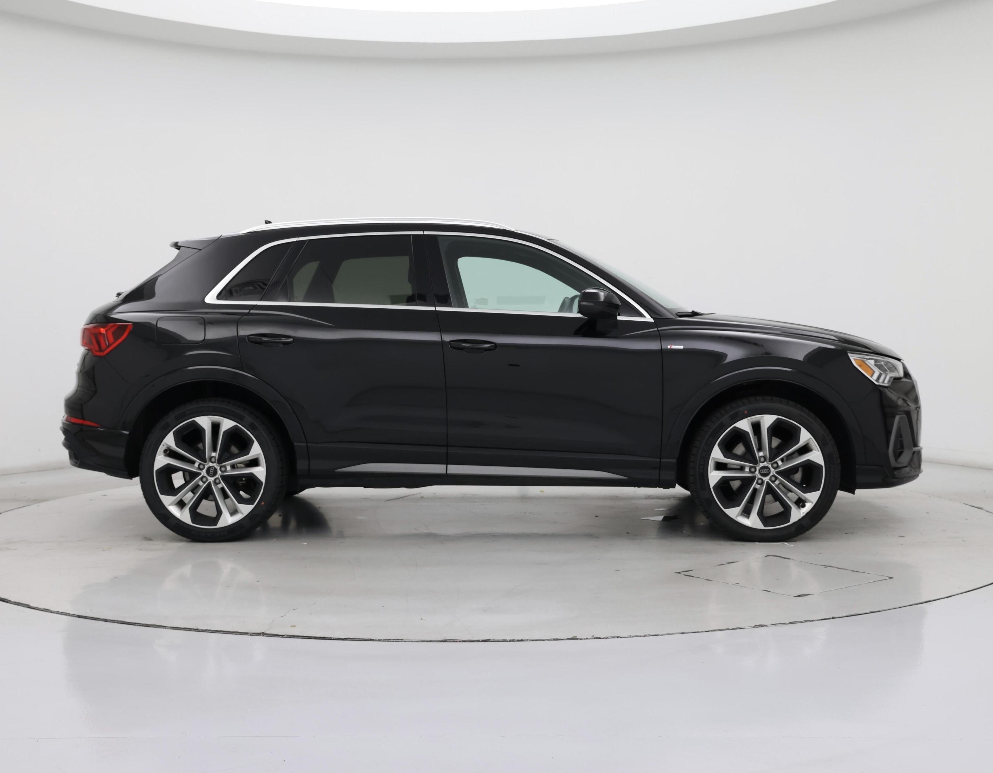Thumbnail: 2020 Audi Q3 - 7
