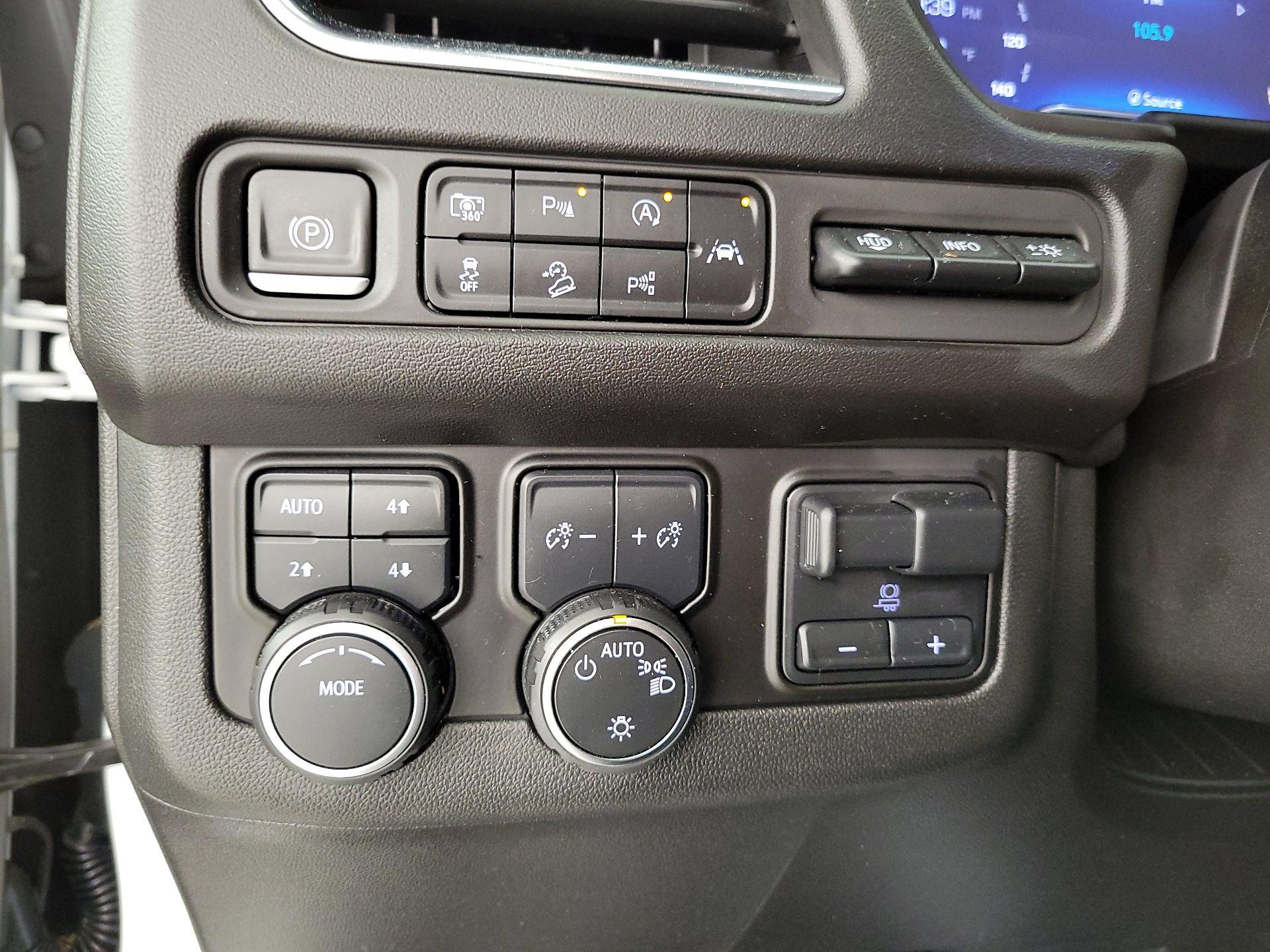 Thumbnail: 2023 Chevrolet Tahoe - 13