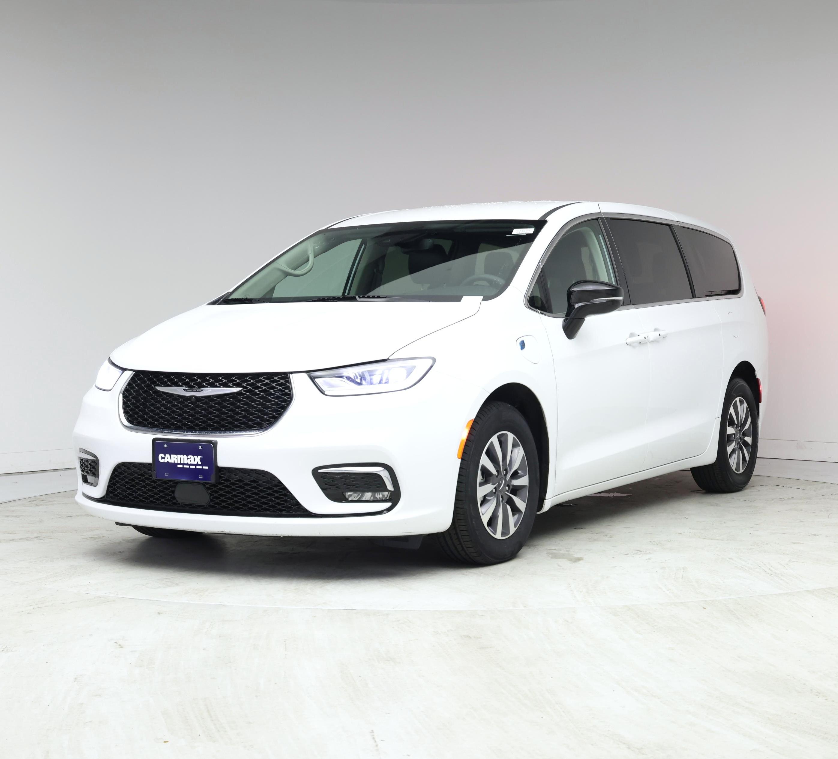 Thumbnail: 2024 Chrysler Pacifica - 4