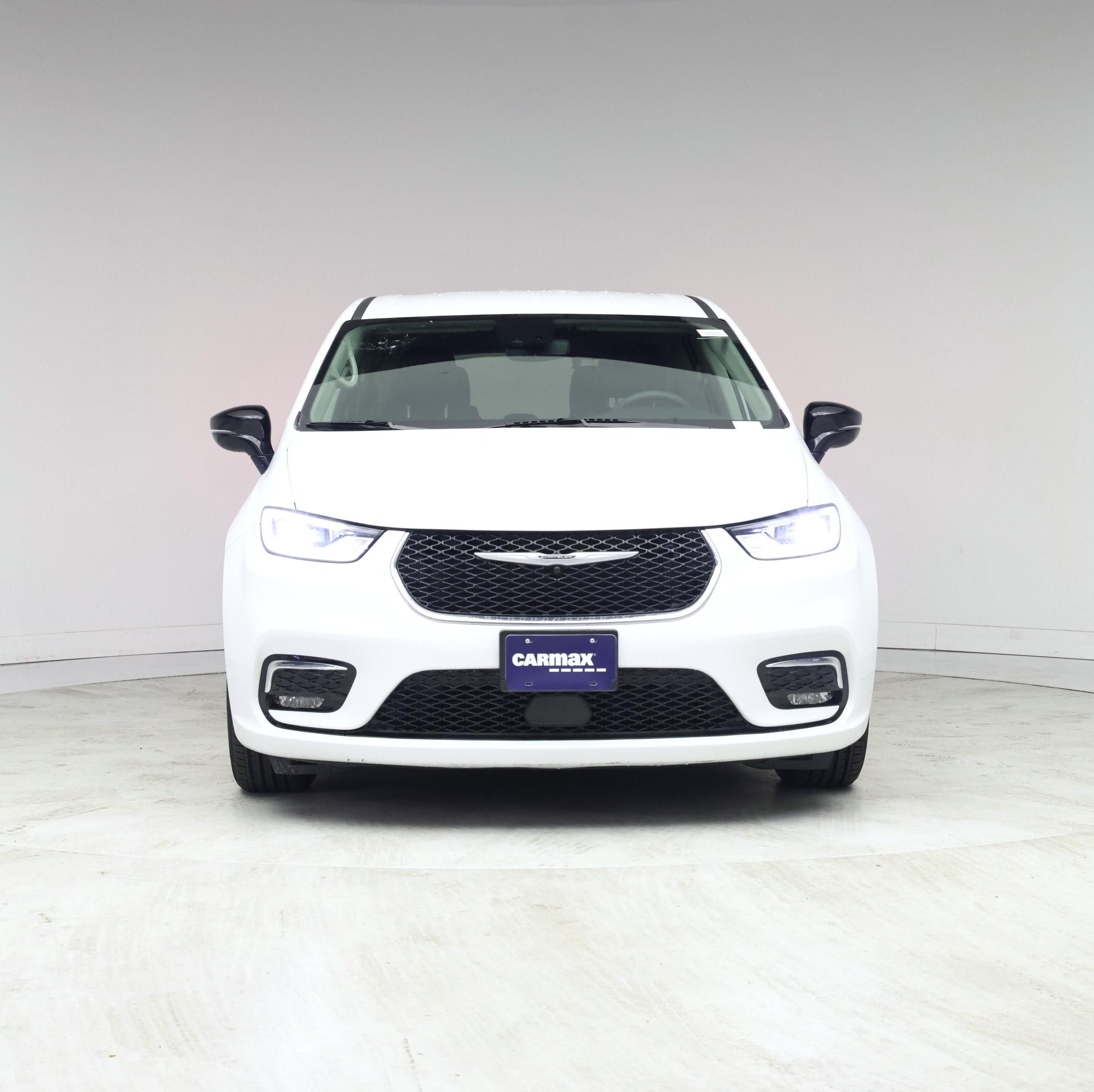 Thumbnail: 2024 Chrysler Pacifica - 5