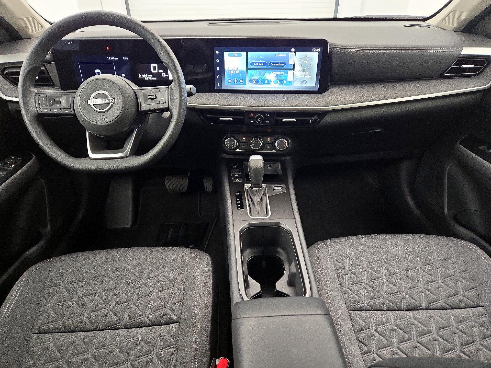Thumbnail: 2025 Nissan Kicks - 9