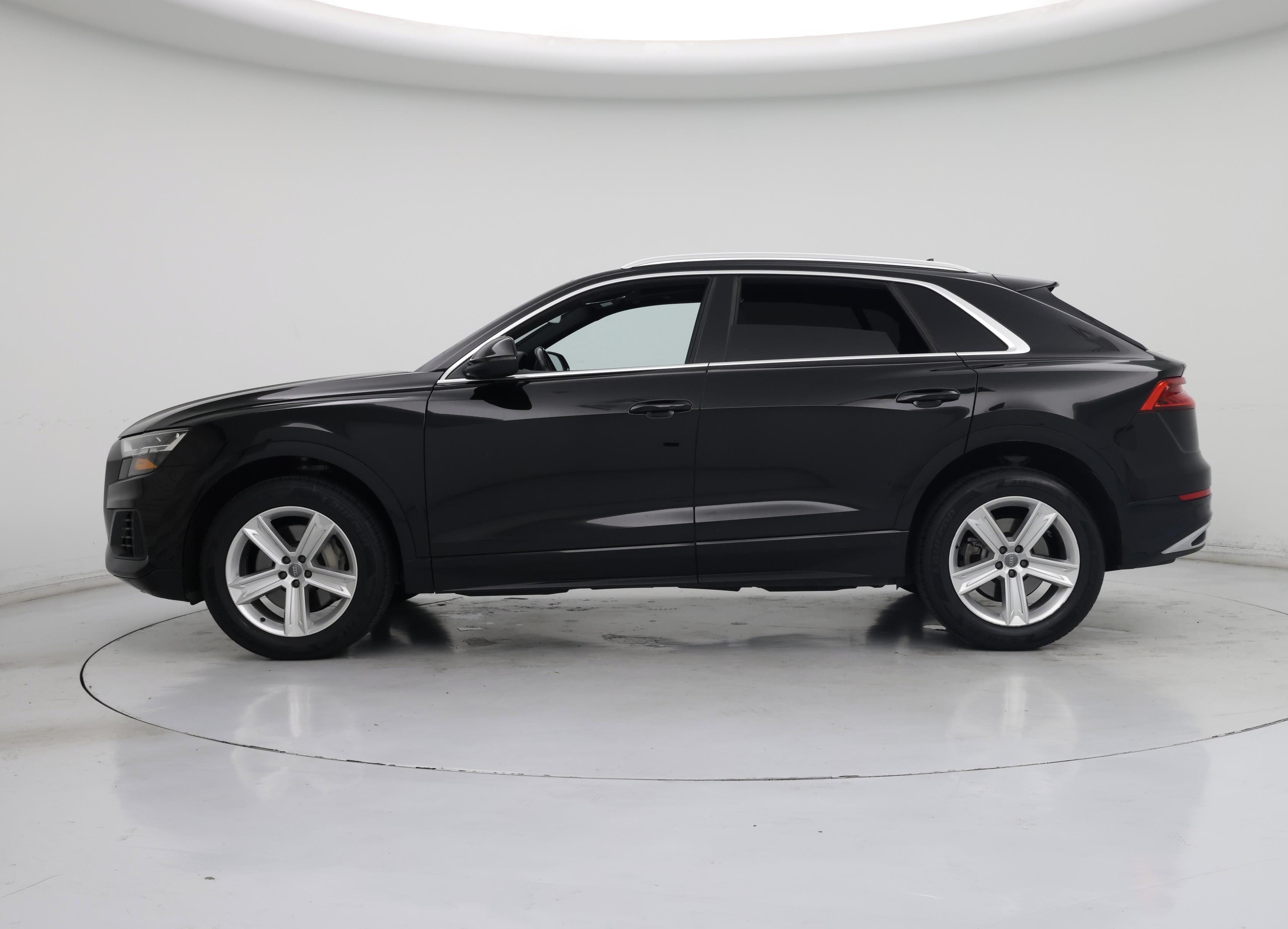 Thumbnail: 2019 Audi Q8 - 3