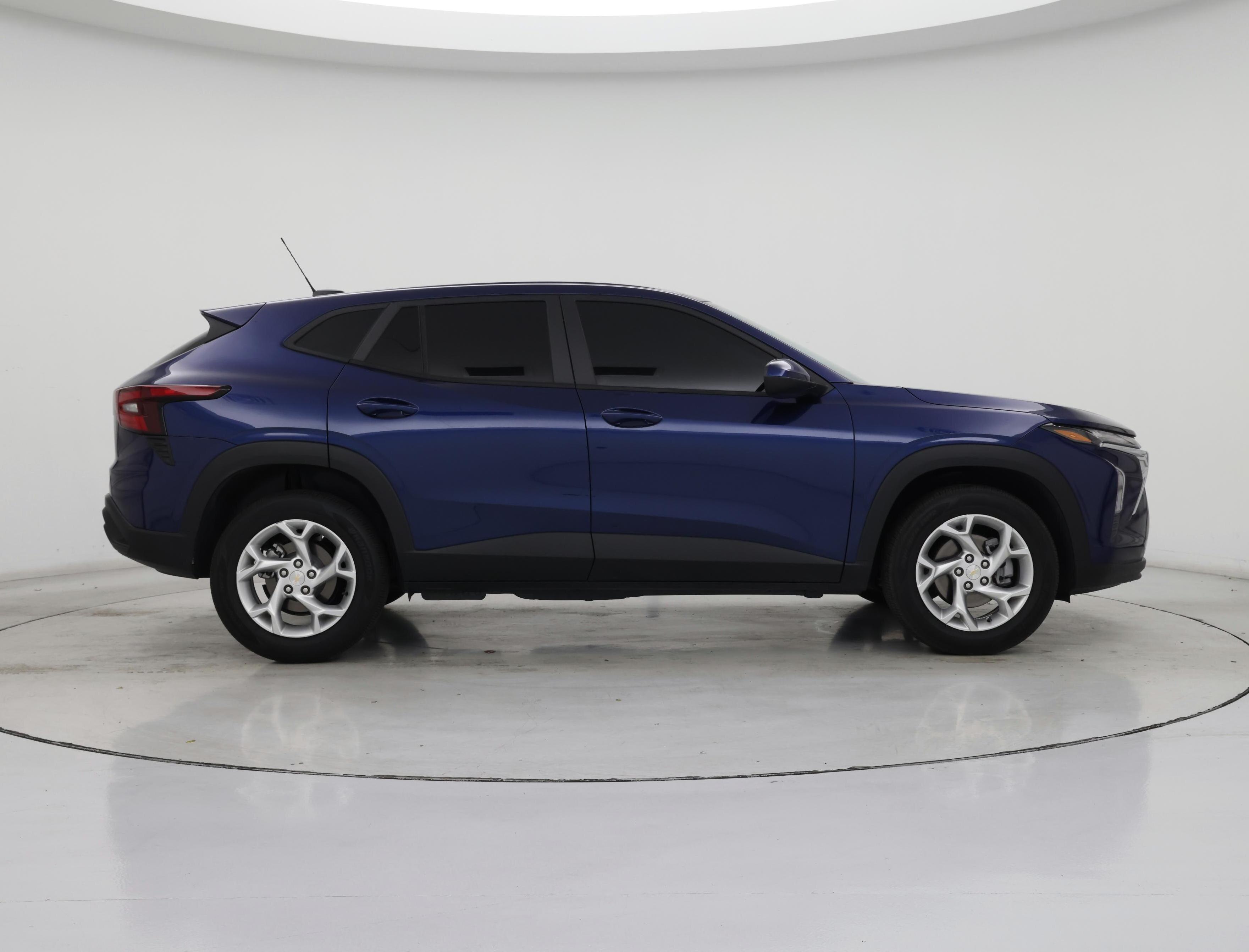 Thumbnail: 2024 Chevrolet Trax - 7