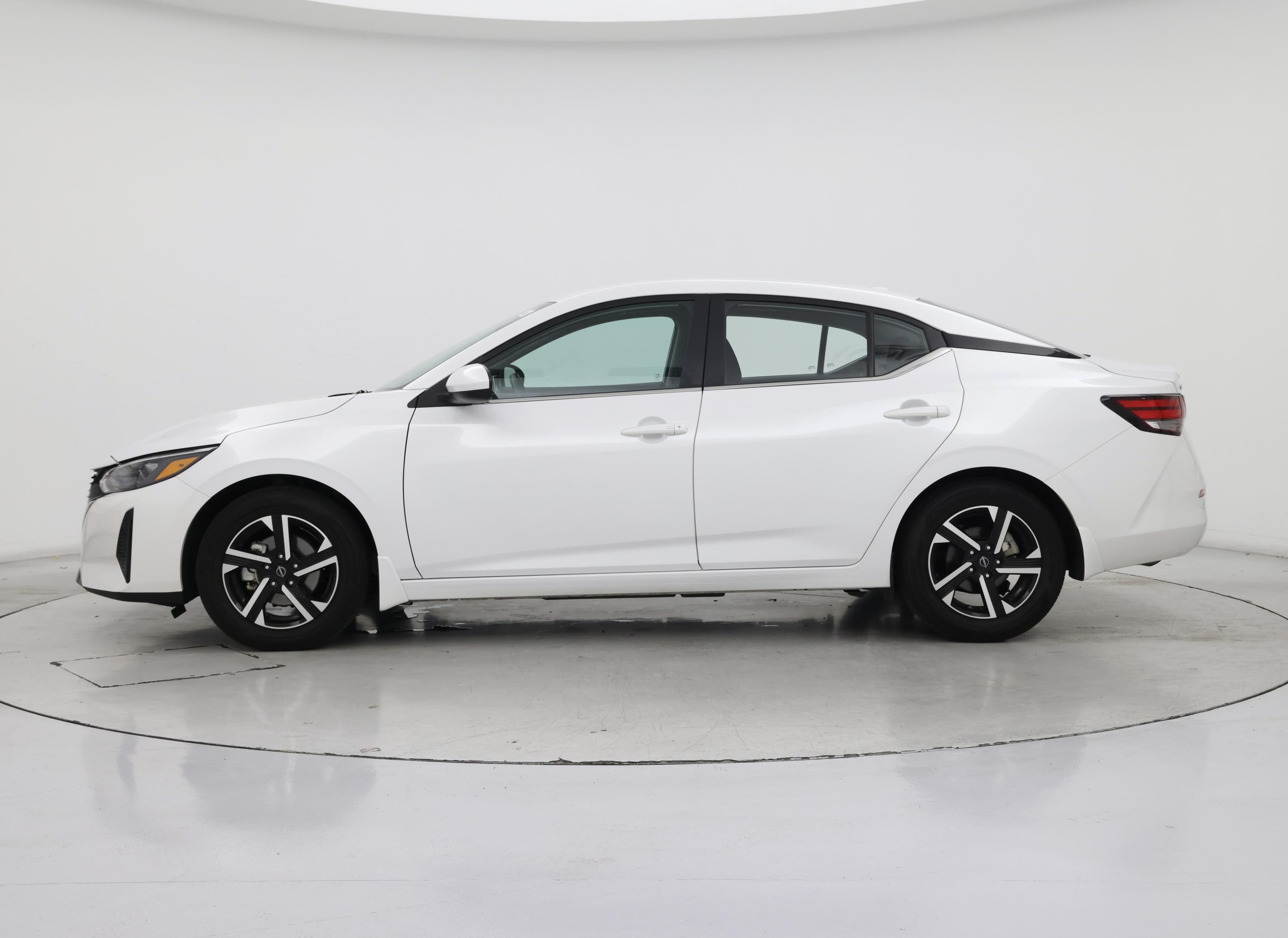 Thumbnail: 2024 Nissan Sentra - 3