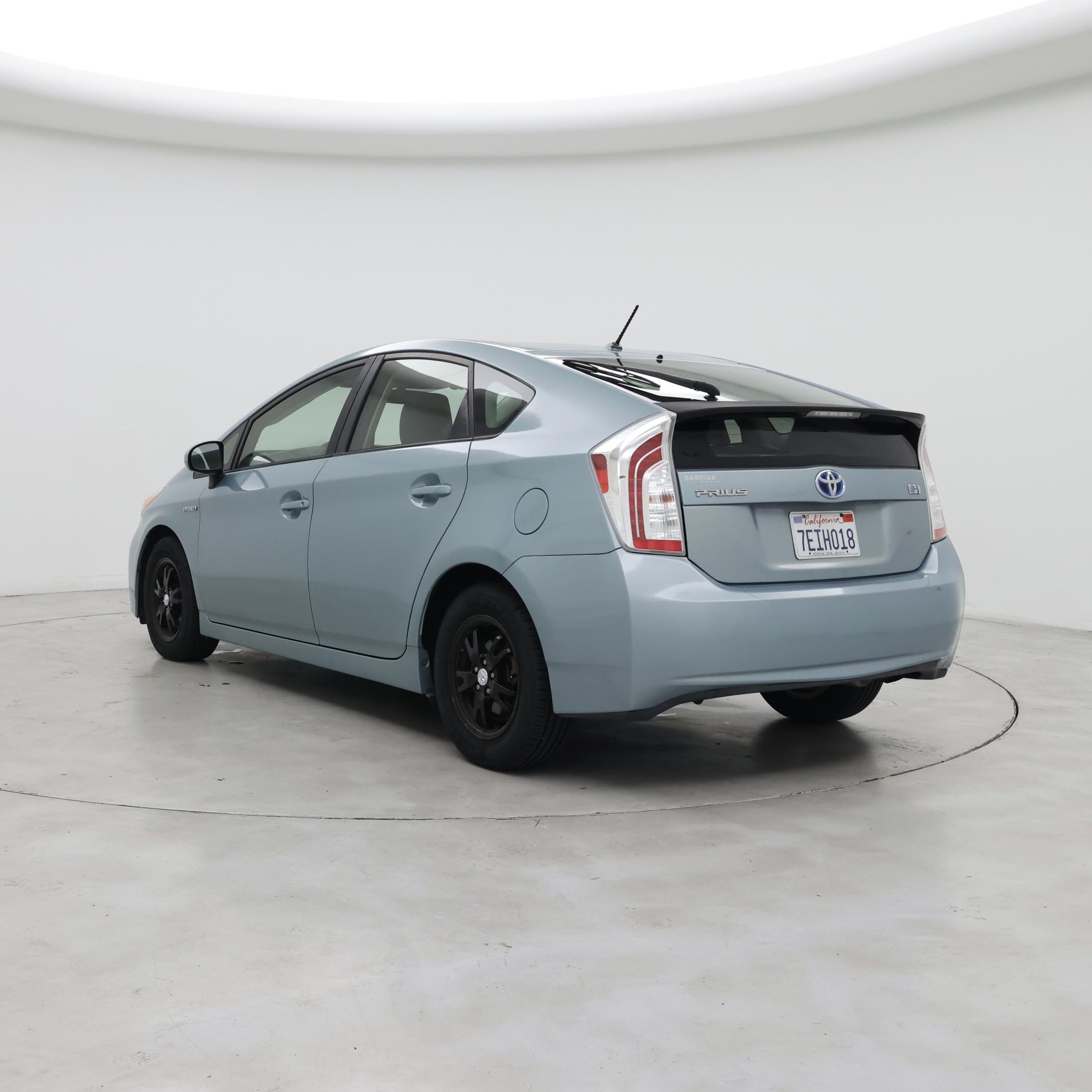 Thumbnail: 2014 Toyota Prius - 2