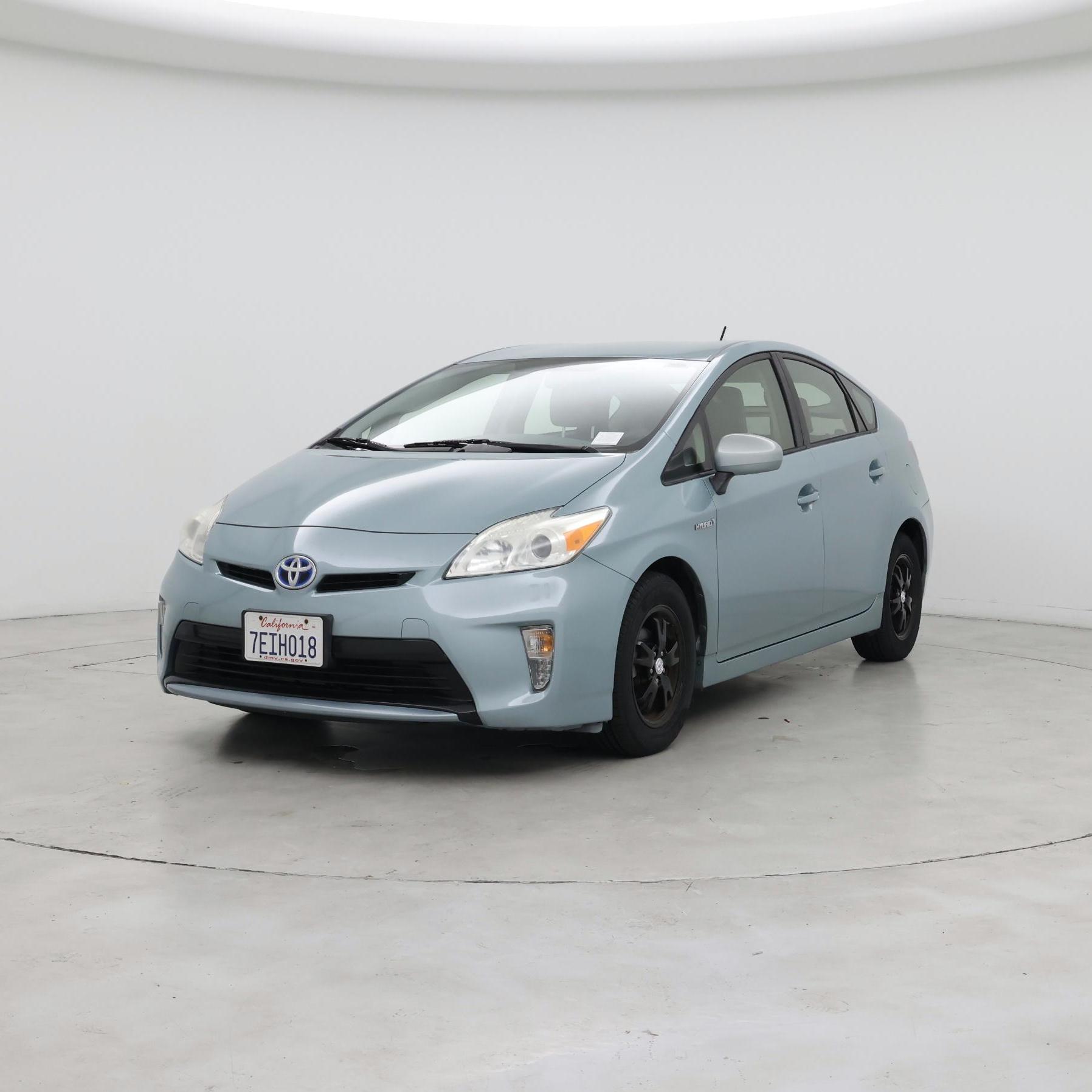 Thumbnail: 2014 Toyota Prius - 4
