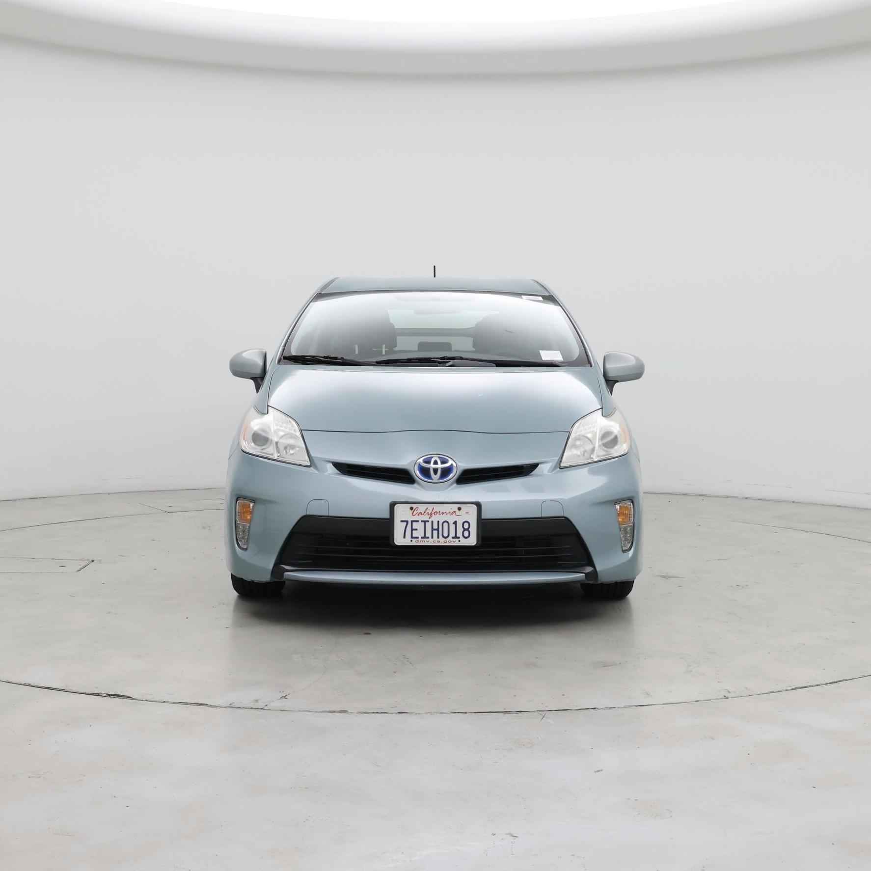 Thumbnail: 2014 Toyota Prius - 5