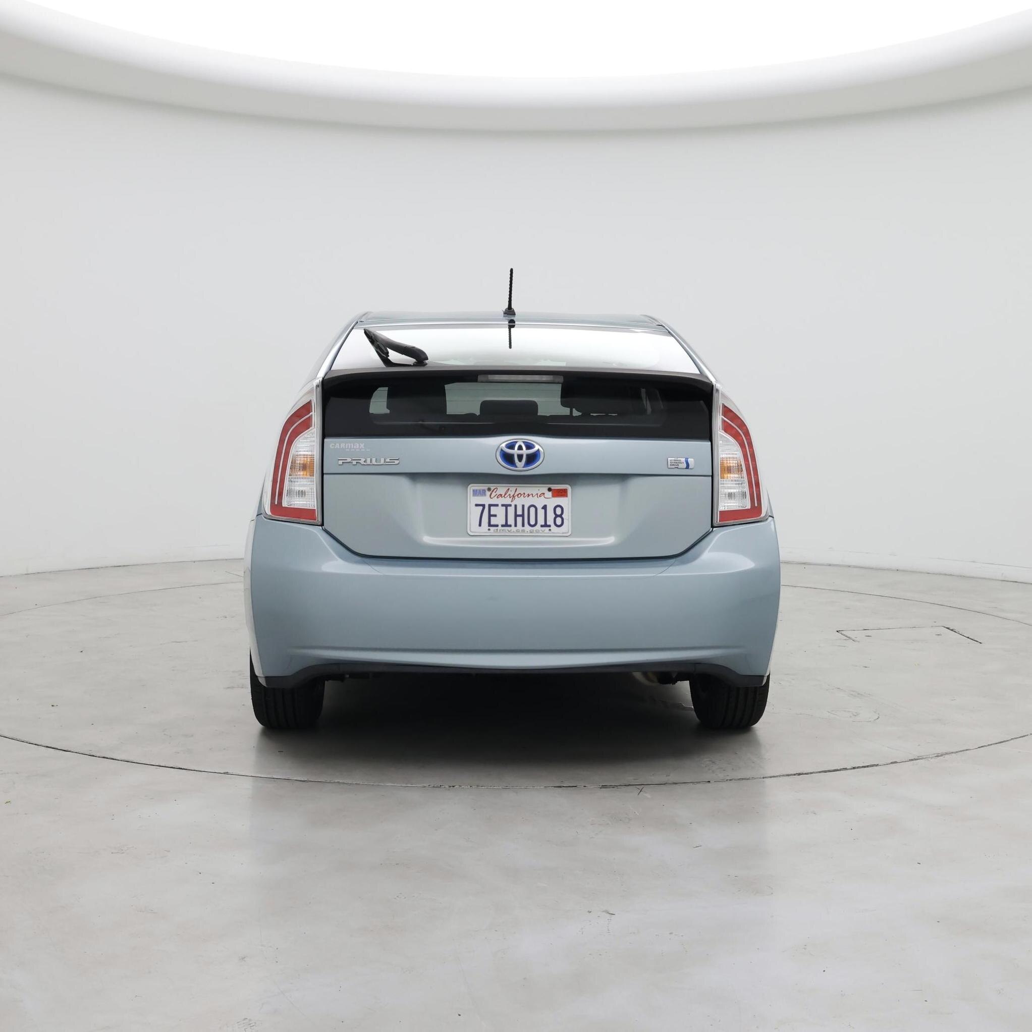 Thumbnail: 2014 Toyota Prius - 6