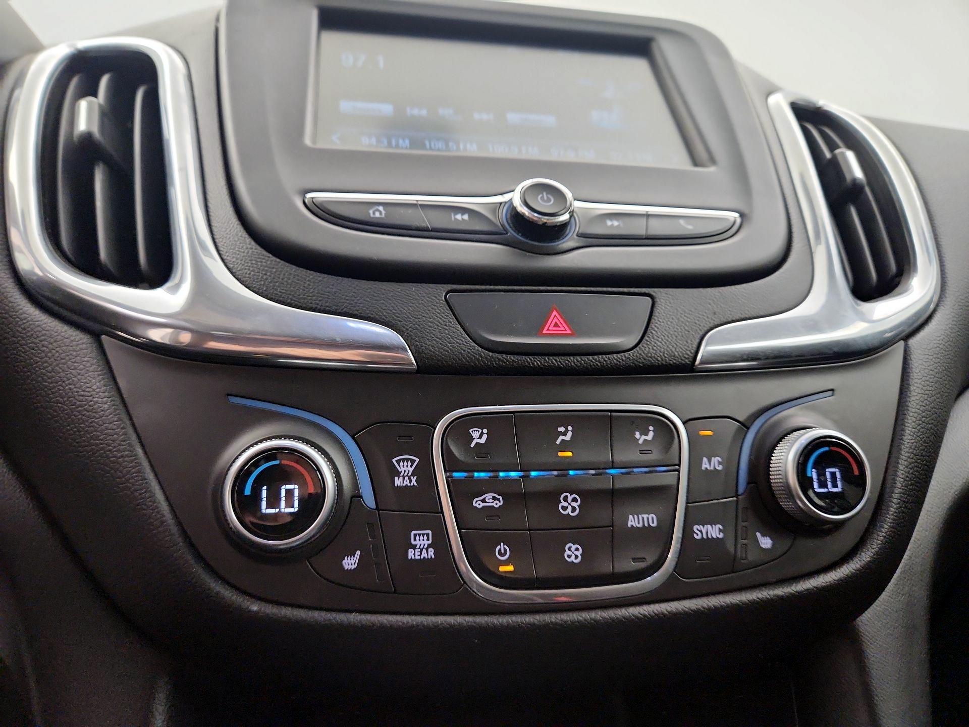 Thumbnail: 2018 Chevrolet Equinox - 16