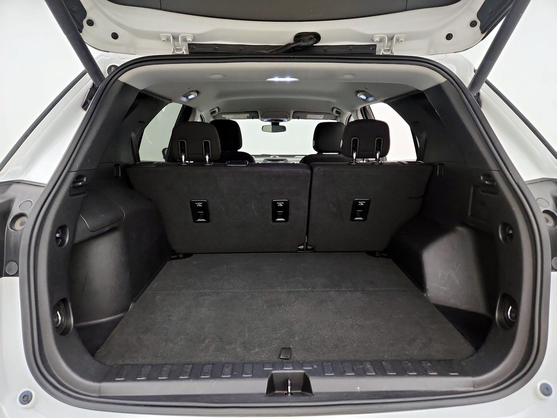 Thumbnail: 2018 Chevrolet Equinox - 20