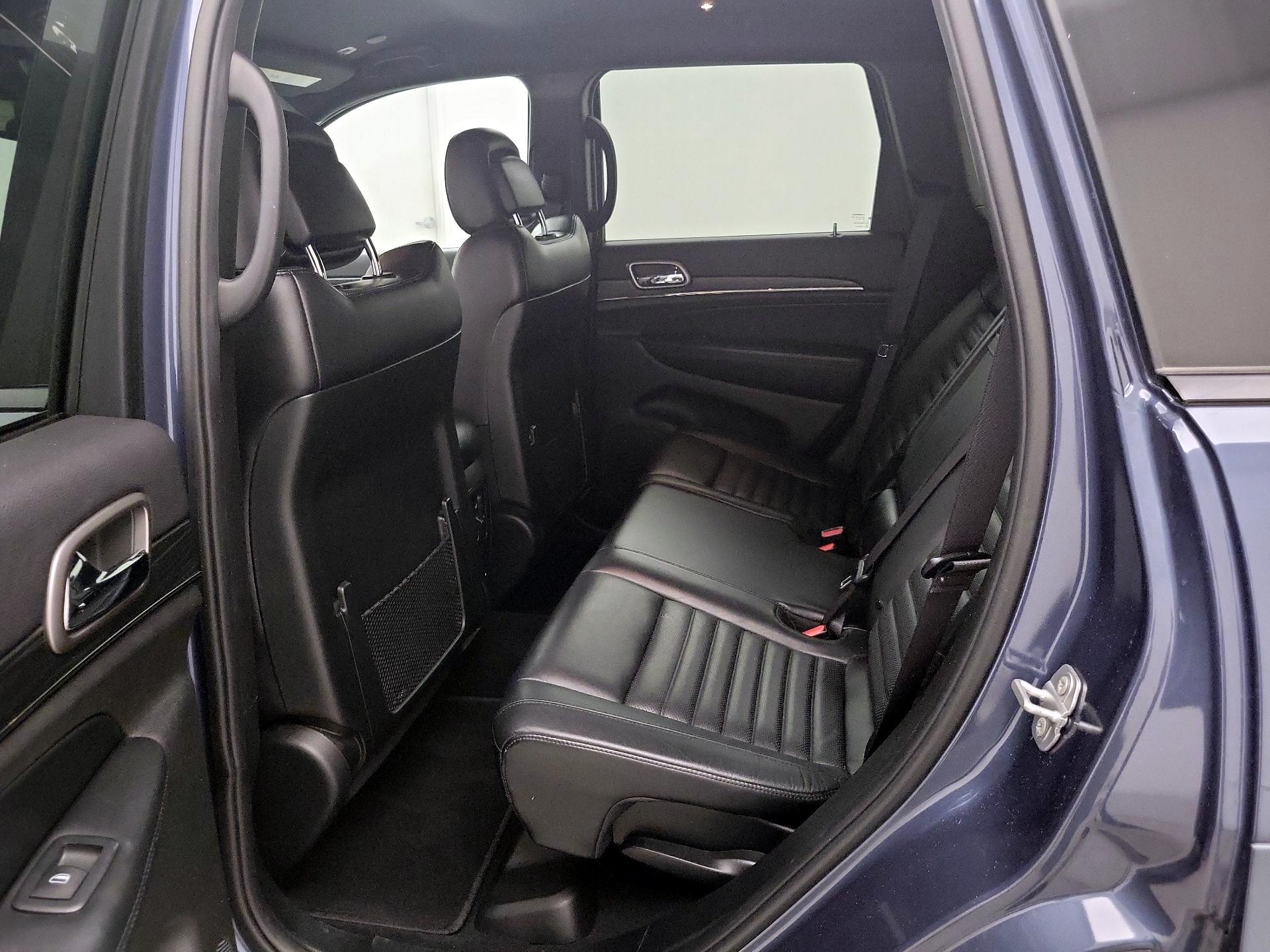 Thumbnail: 2019 Jeep Grand Cherokee - 20