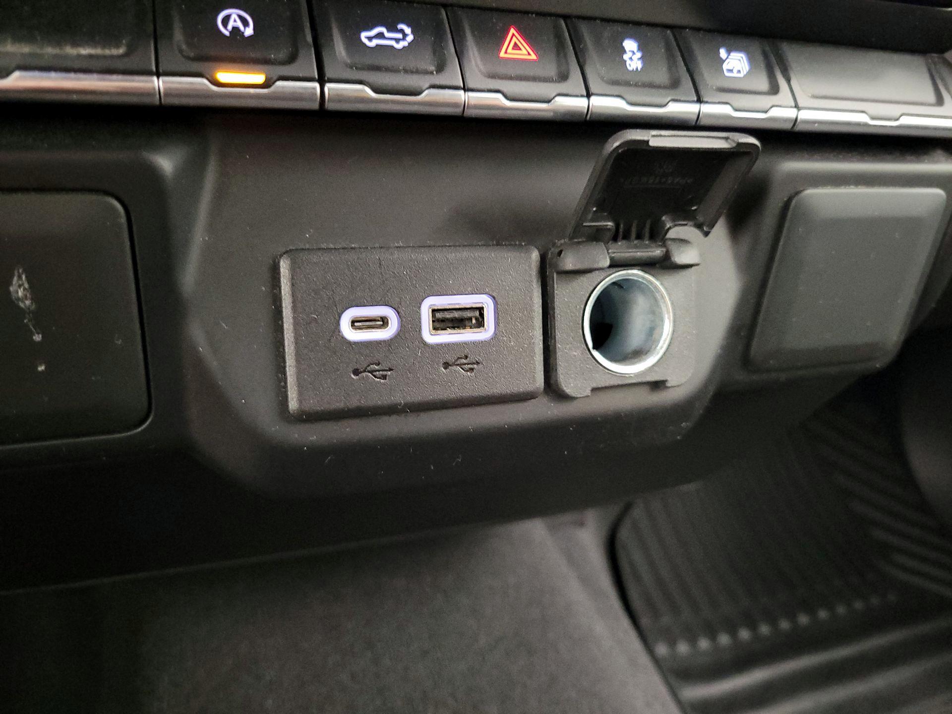 Thumbnail: 2021 Chevrolet Silverado 1500 - 18