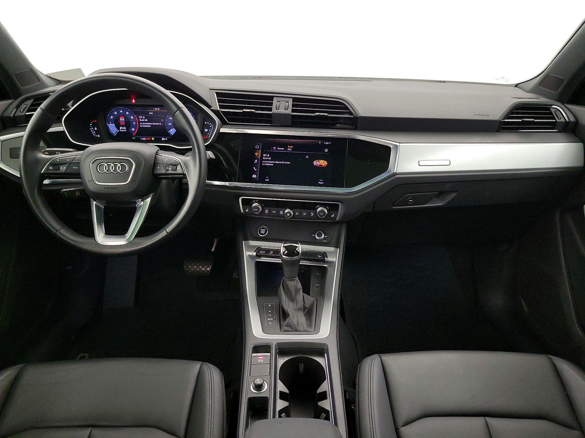 Thumbnail: 2021 Audi Q3 - 9