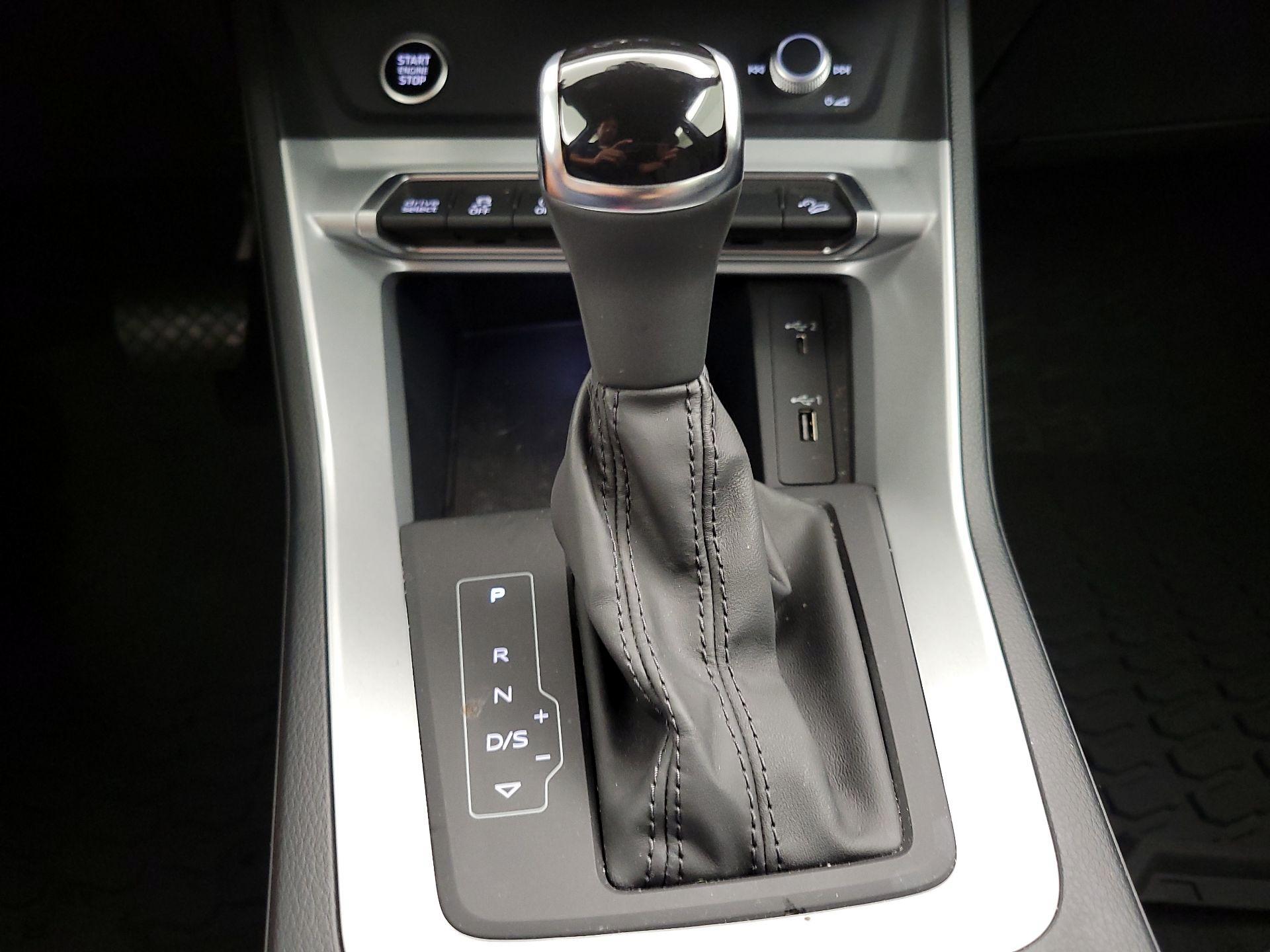 Thumbnail: 2021 Audi Q3 - 17