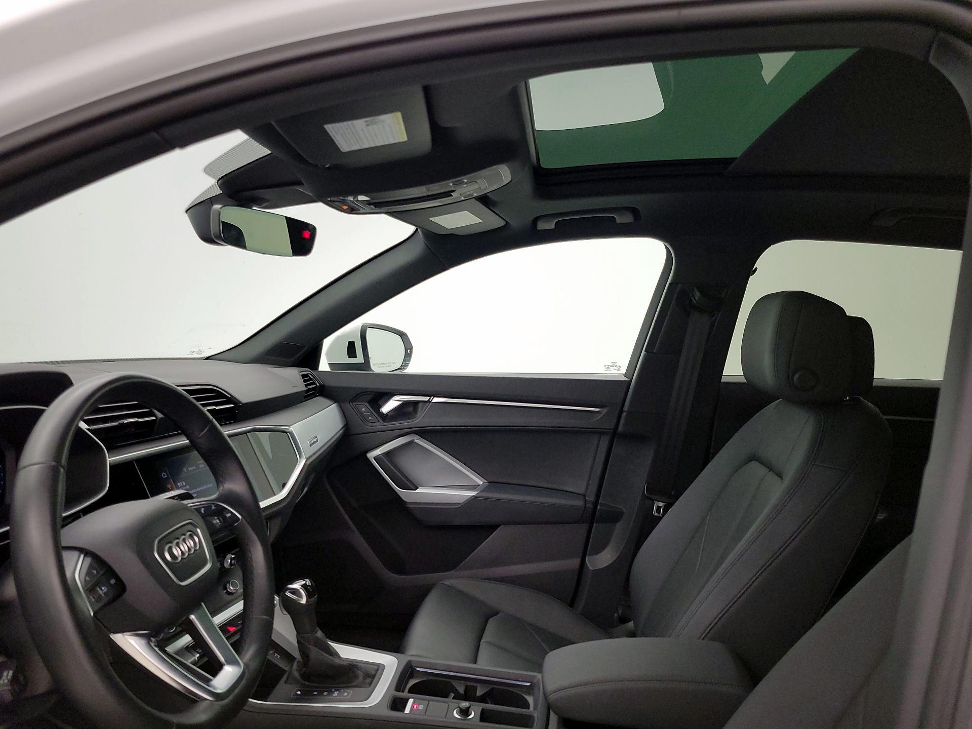 Thumbnail: 2021 Audi Q3 - 19