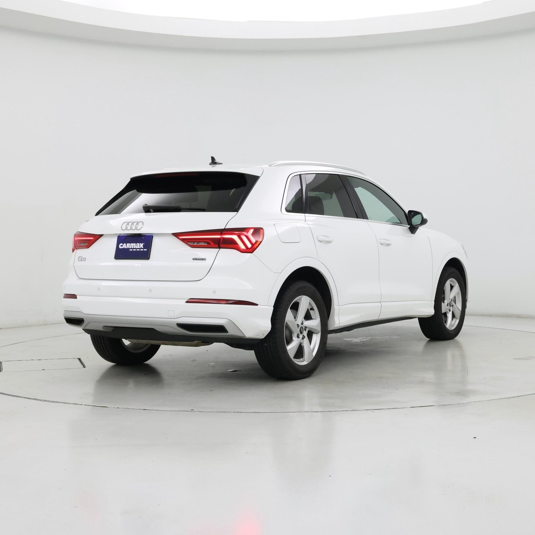 Thumbnail: 2021 Audi Q3 - 8