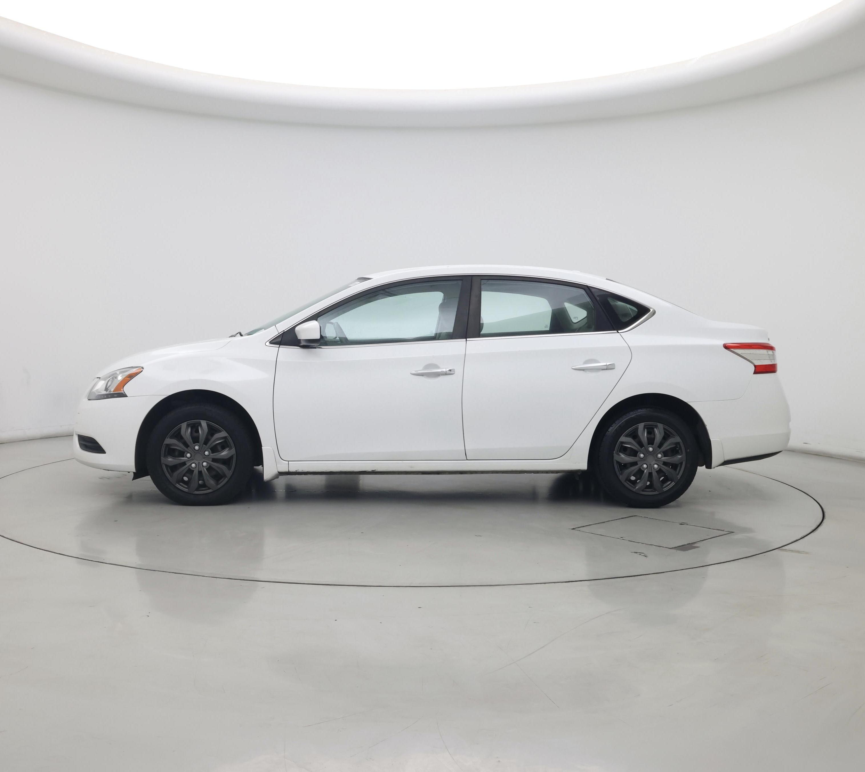 Thumbnail: 2014 Nissan Sentra - 3
