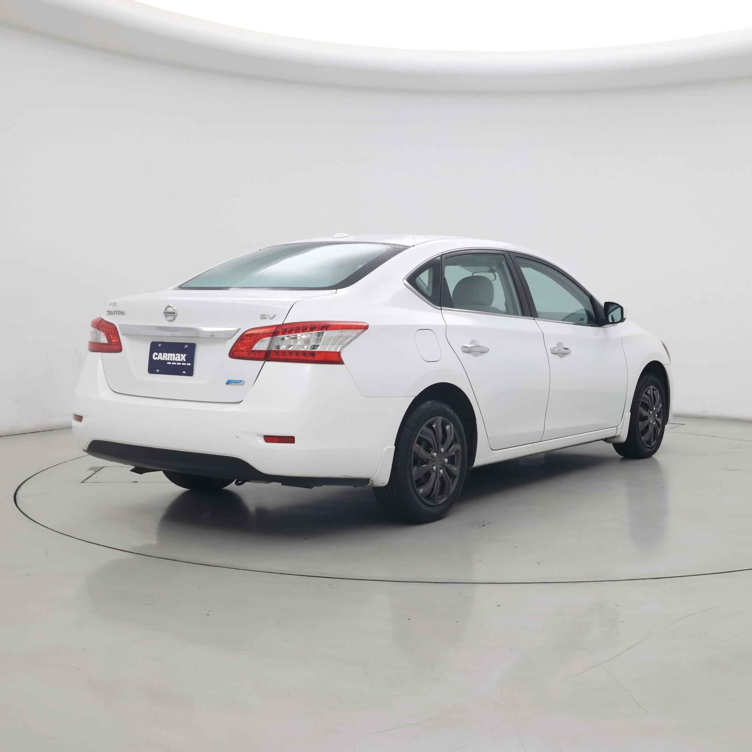Thumbnail: 2014 Nissan Sentra - 8