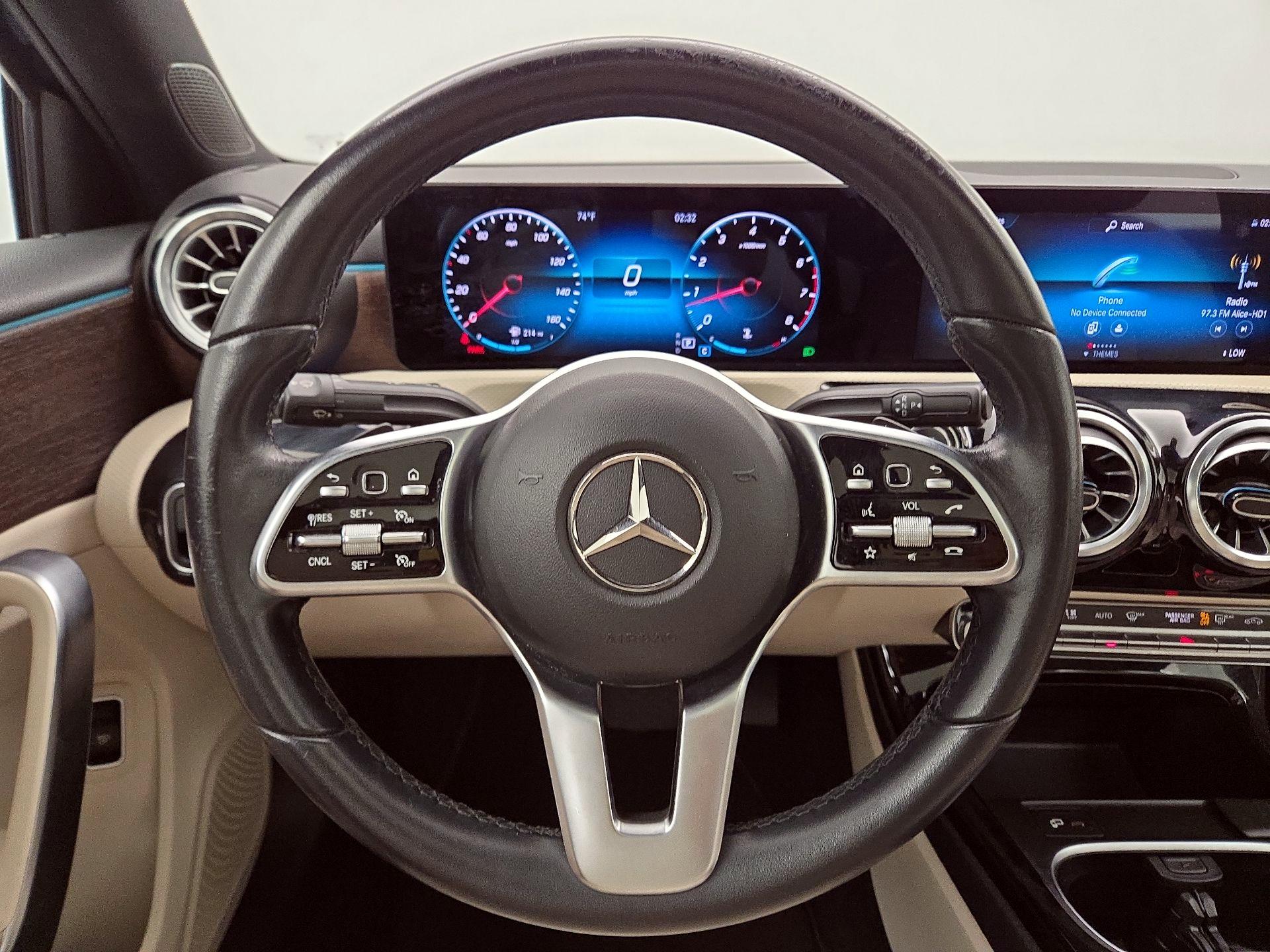 Thumbnail: 2022 Mercedes-Benz A-Class - 10