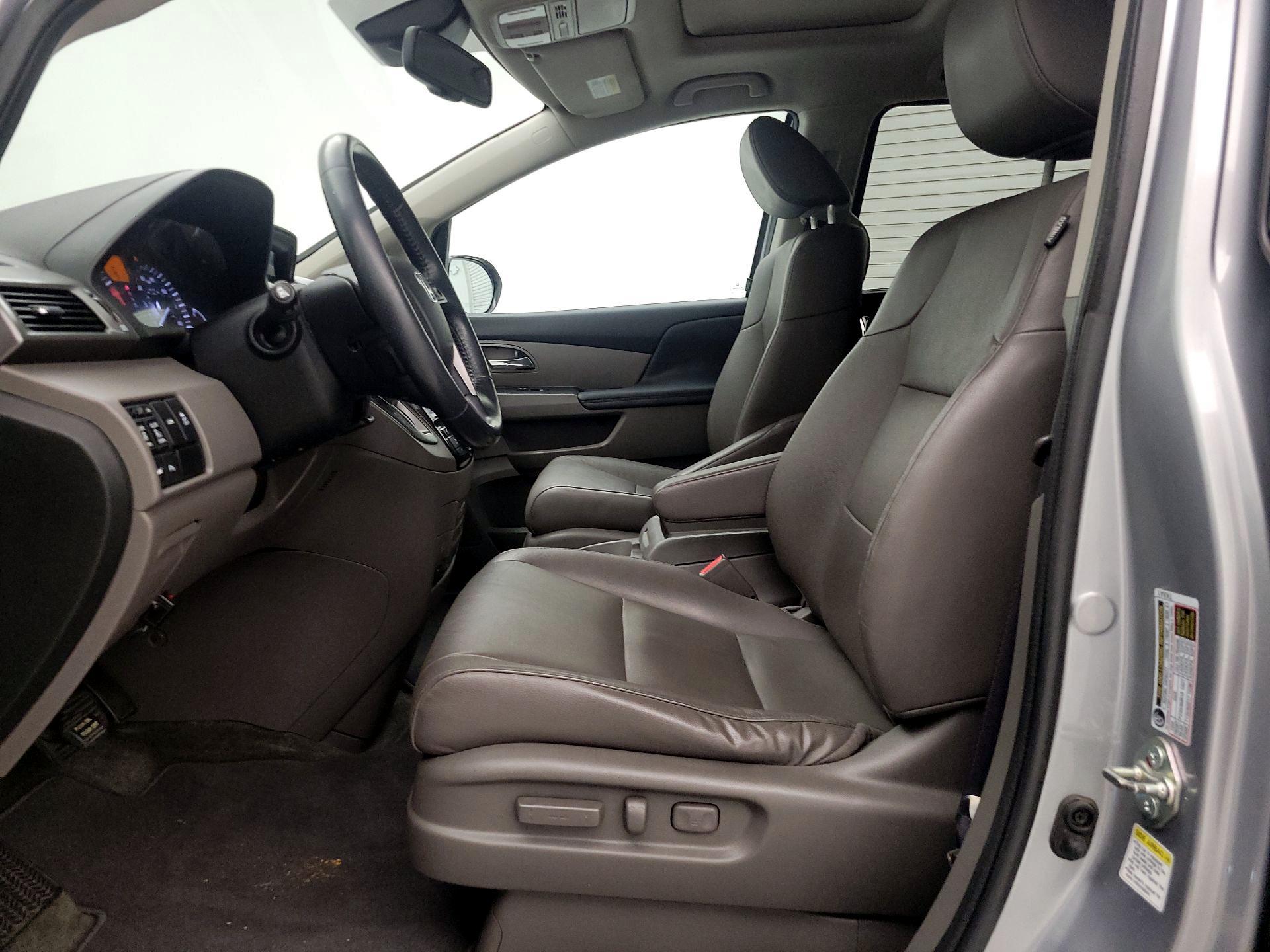Thumbnail: 2016 Honda Odyssey - 11