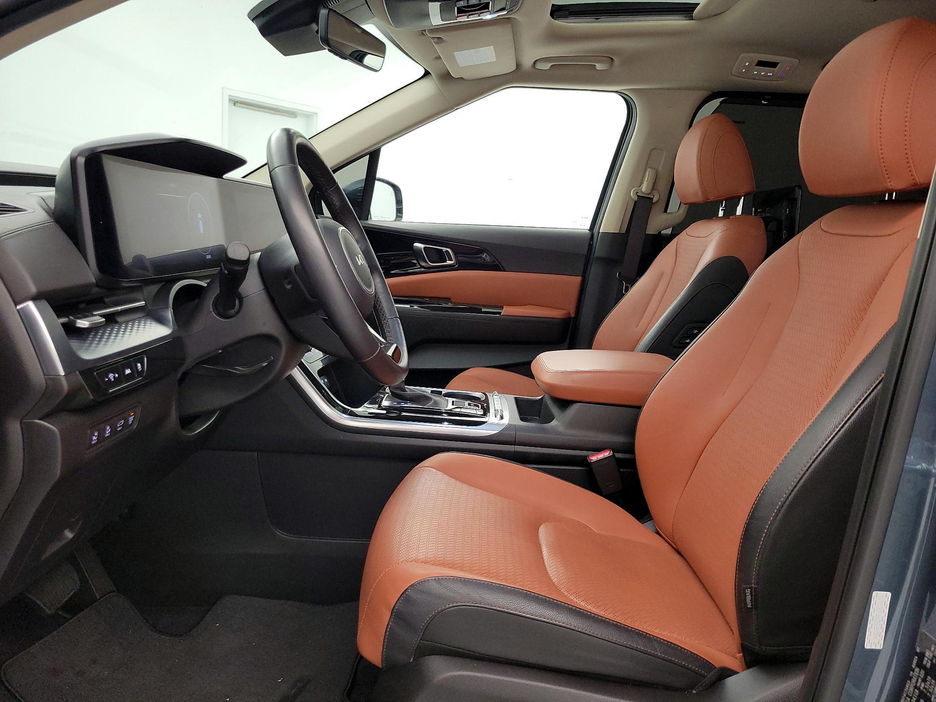 Thumbnail: 2024 Kia Carnival - 11