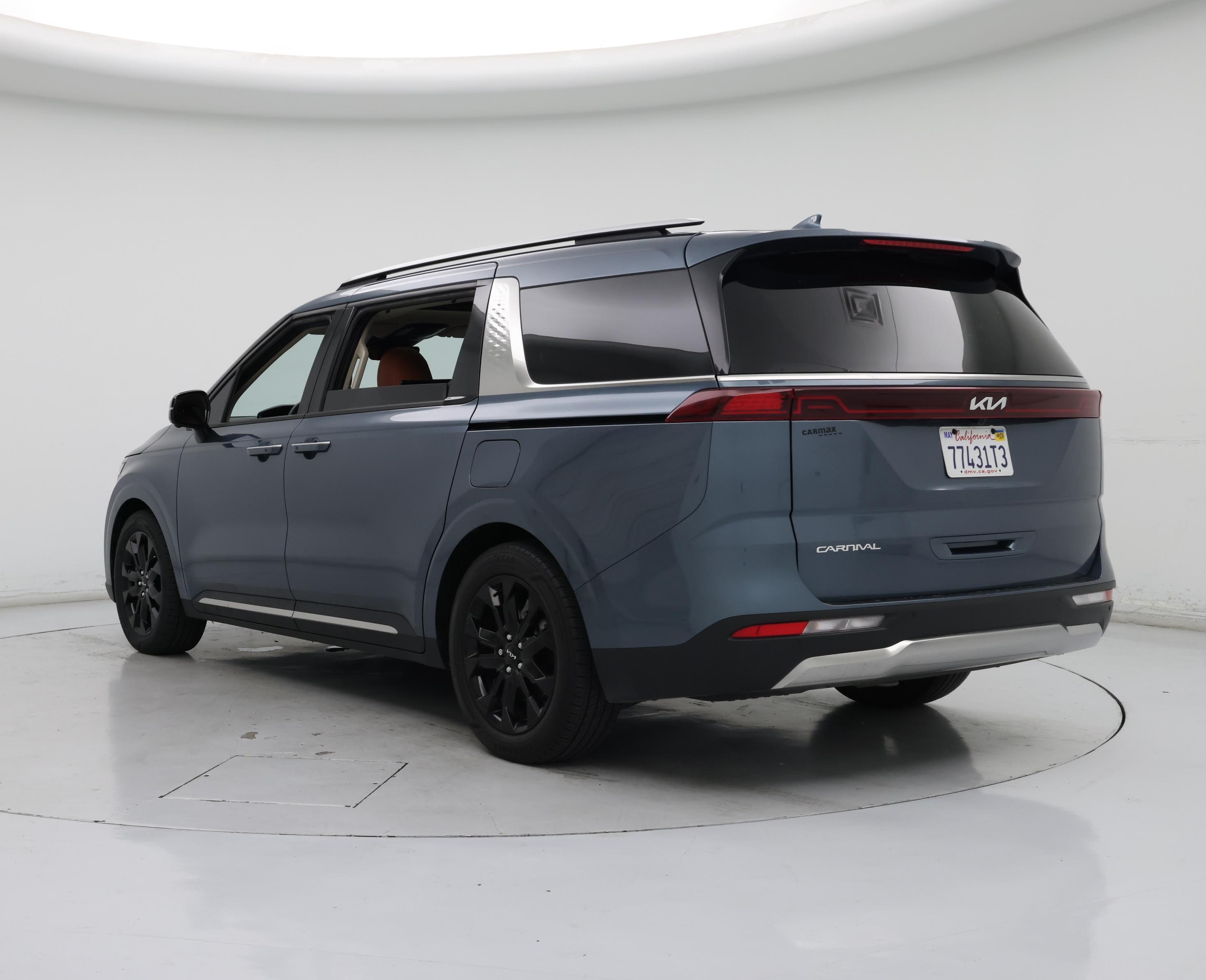 Thumbnail: 2024 Kia Carnival - 2