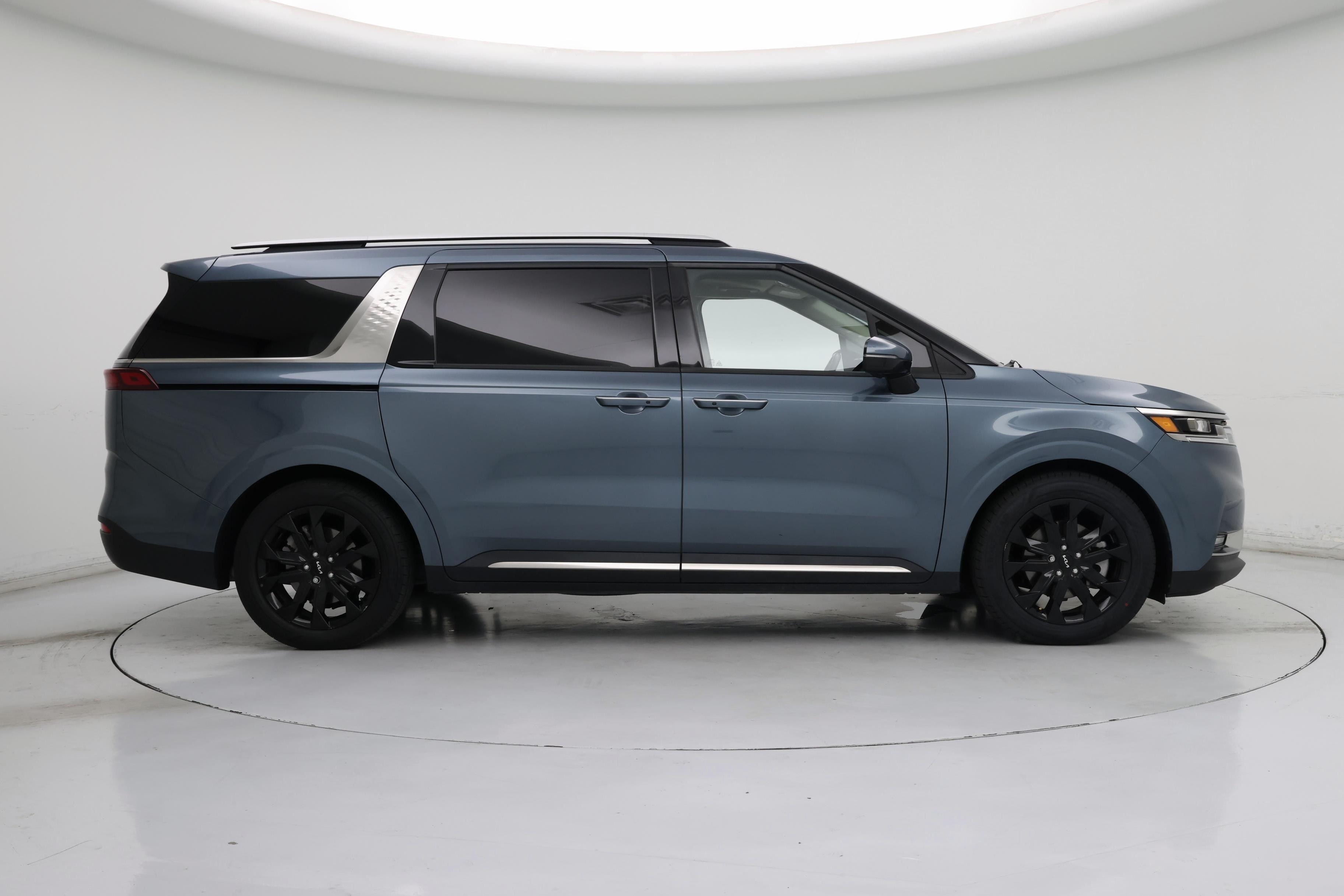 Thumbnail: 2024 Kia Carnival - 7
