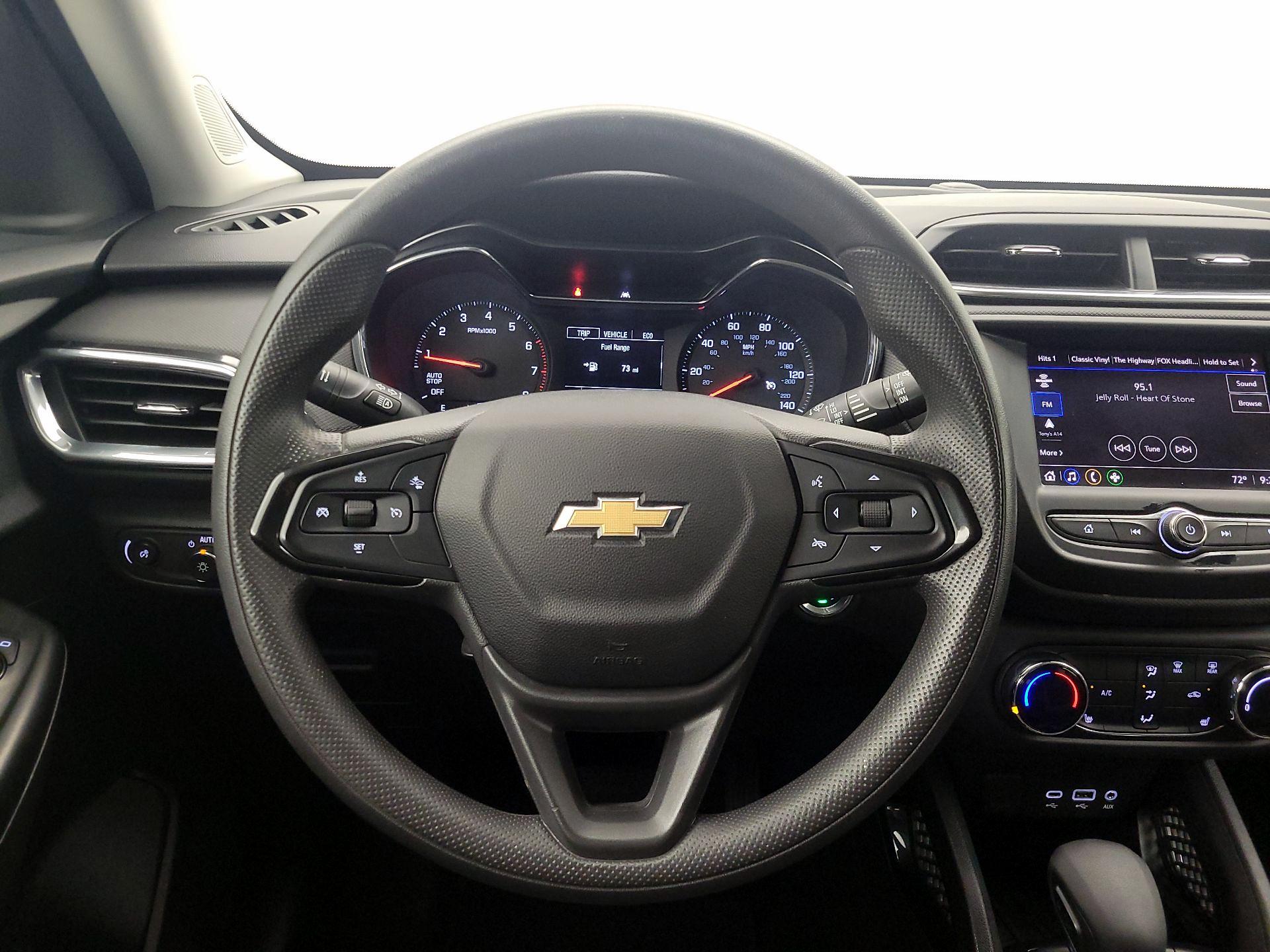 Thumbnail: 2023 Chevrolet TrailBlazer - 10