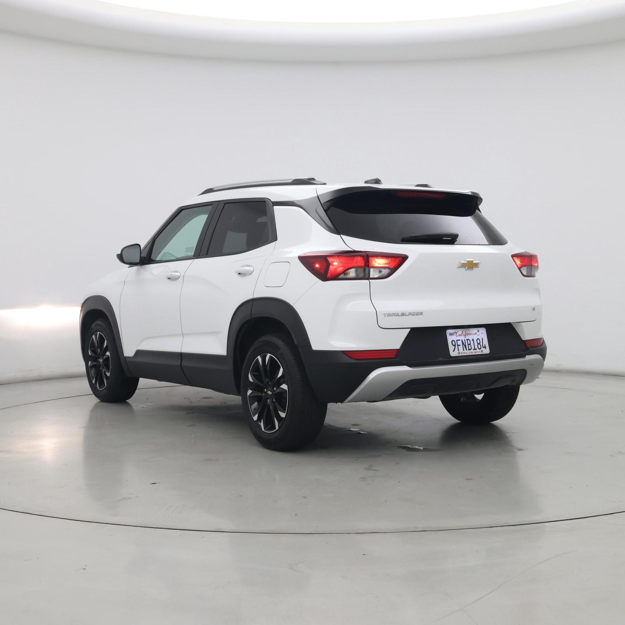 Thumbnail: 2023 Chevrolet TrailBlazer - 2