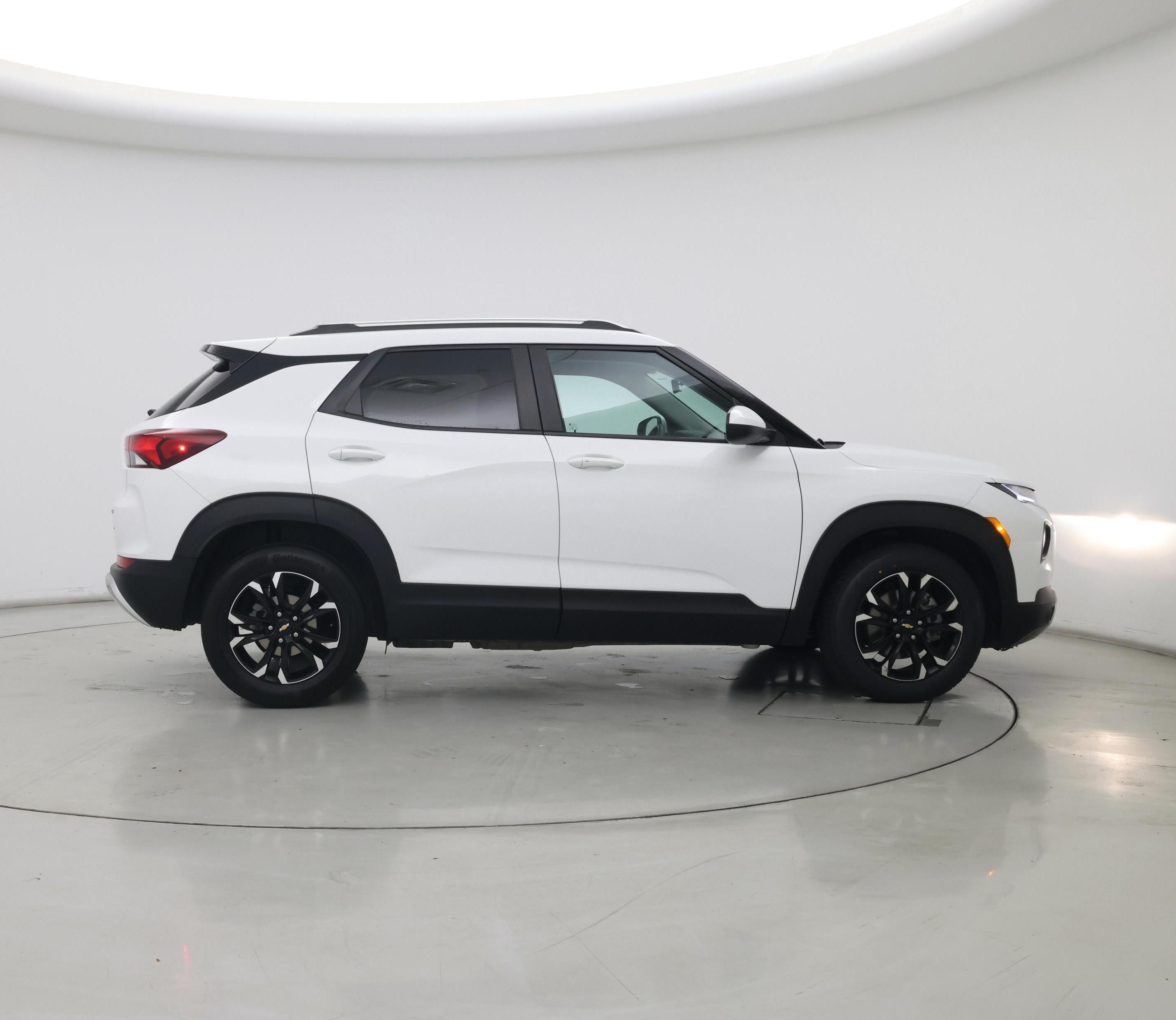 Thumbnail: 2023 Chevrolet TrailBlazer - 7