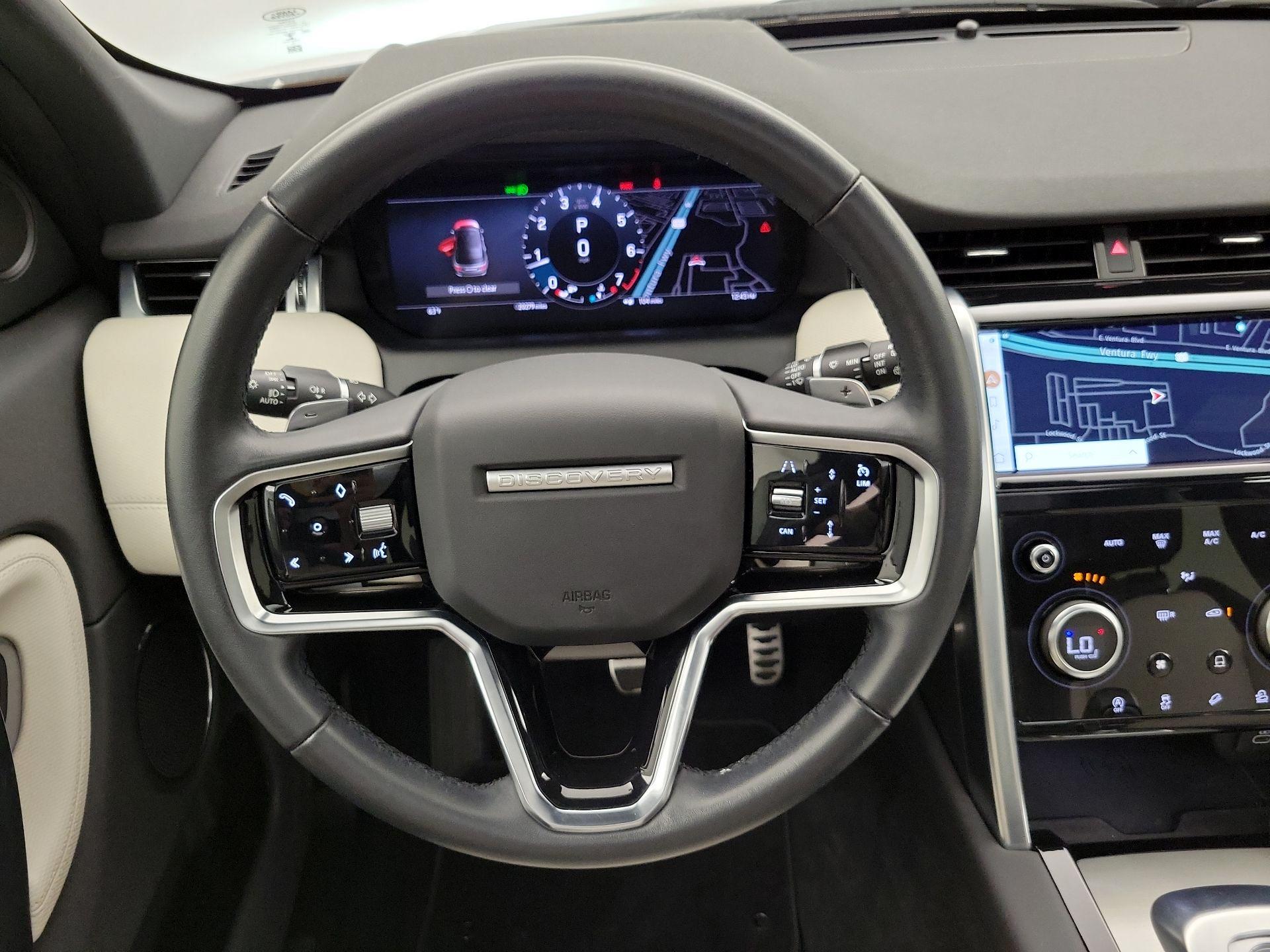 Thumbnail: 2023 Land Rover Discovery Sport - 10